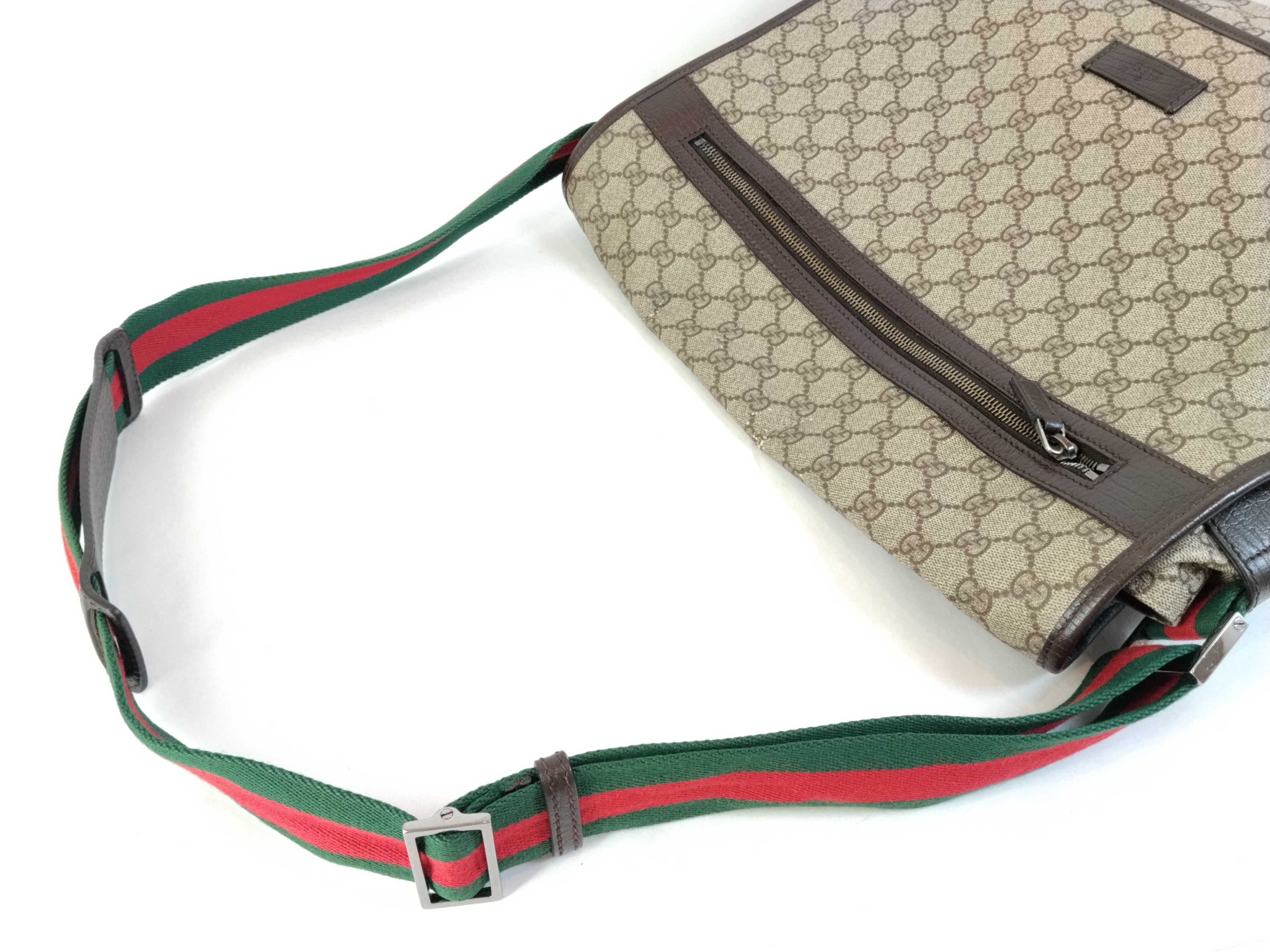 GG Supreme Shoulder Bag 189748 — view 3