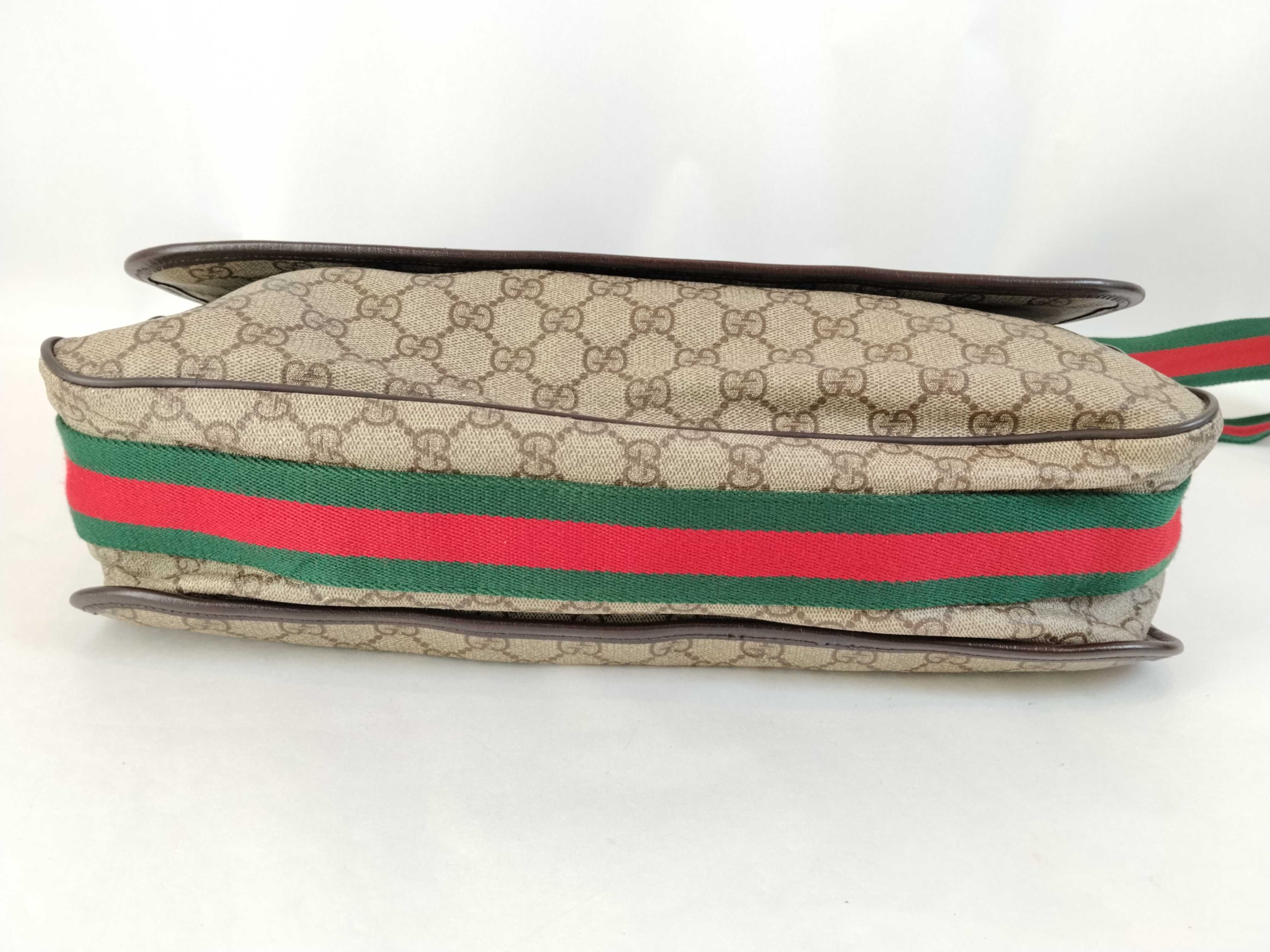 GG Supreme Shoulder Bag 189748 — view 7