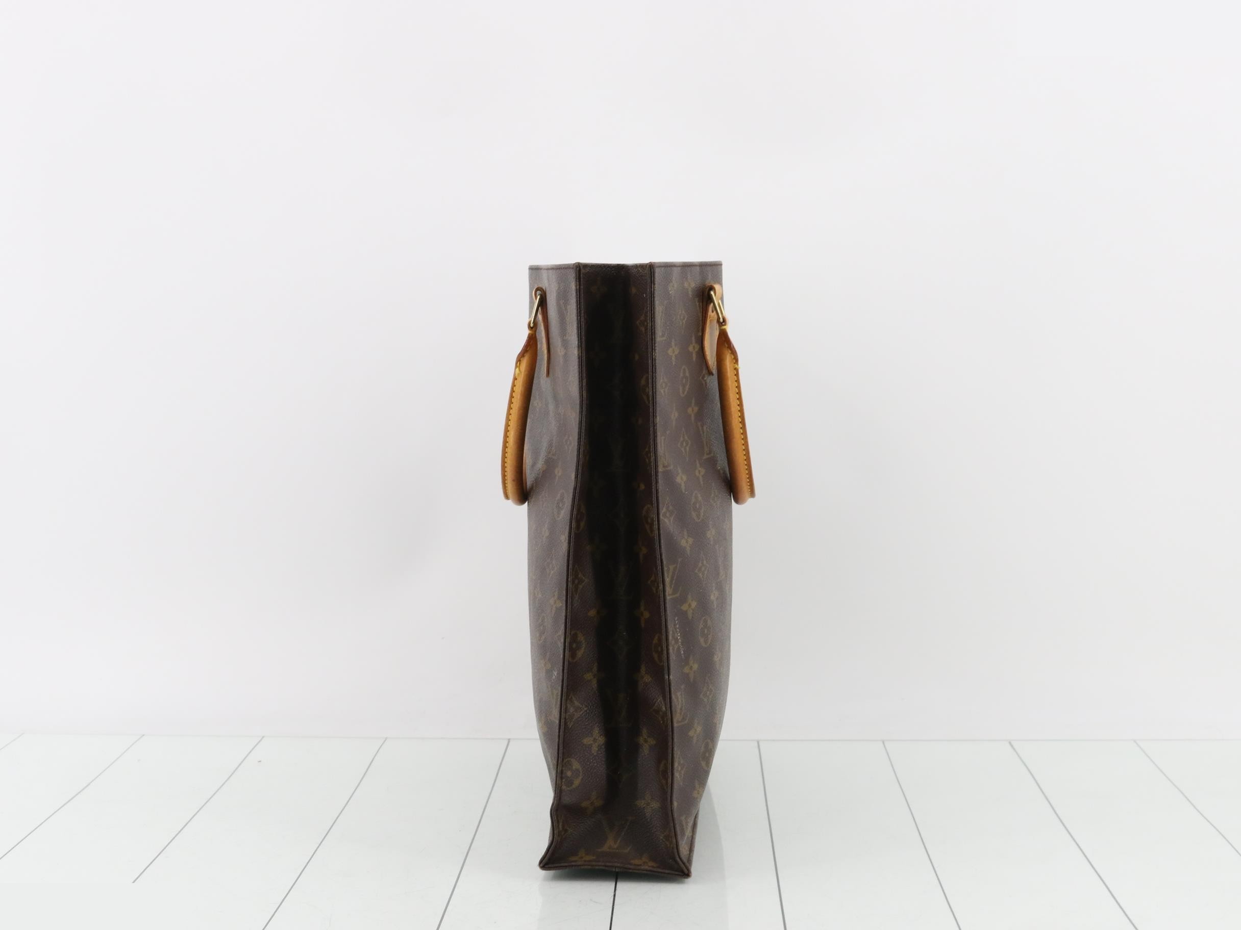 Sac Pla — view 3