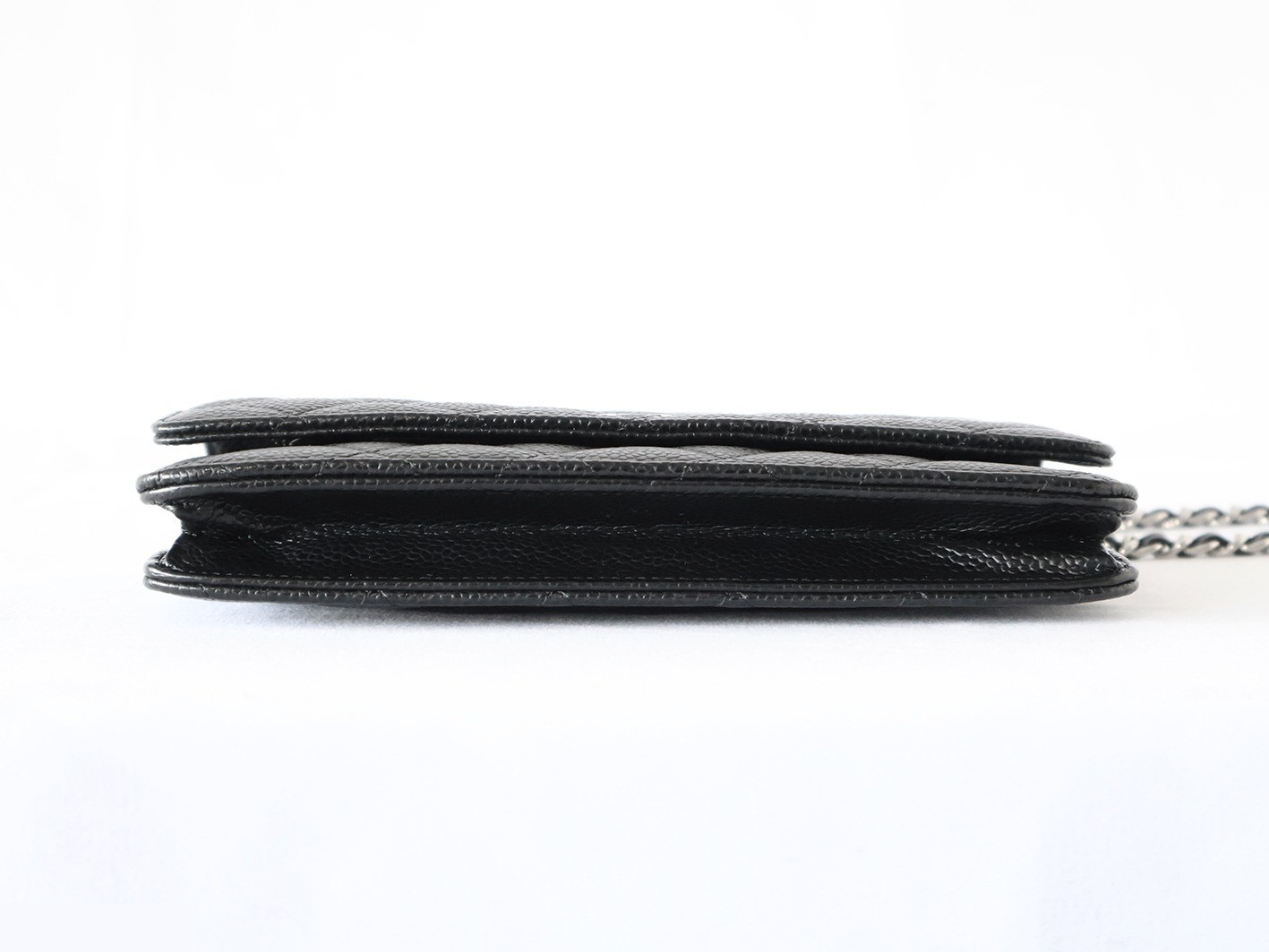 Caviar leather matelassé chain wallet shoulder bag, black — view 5