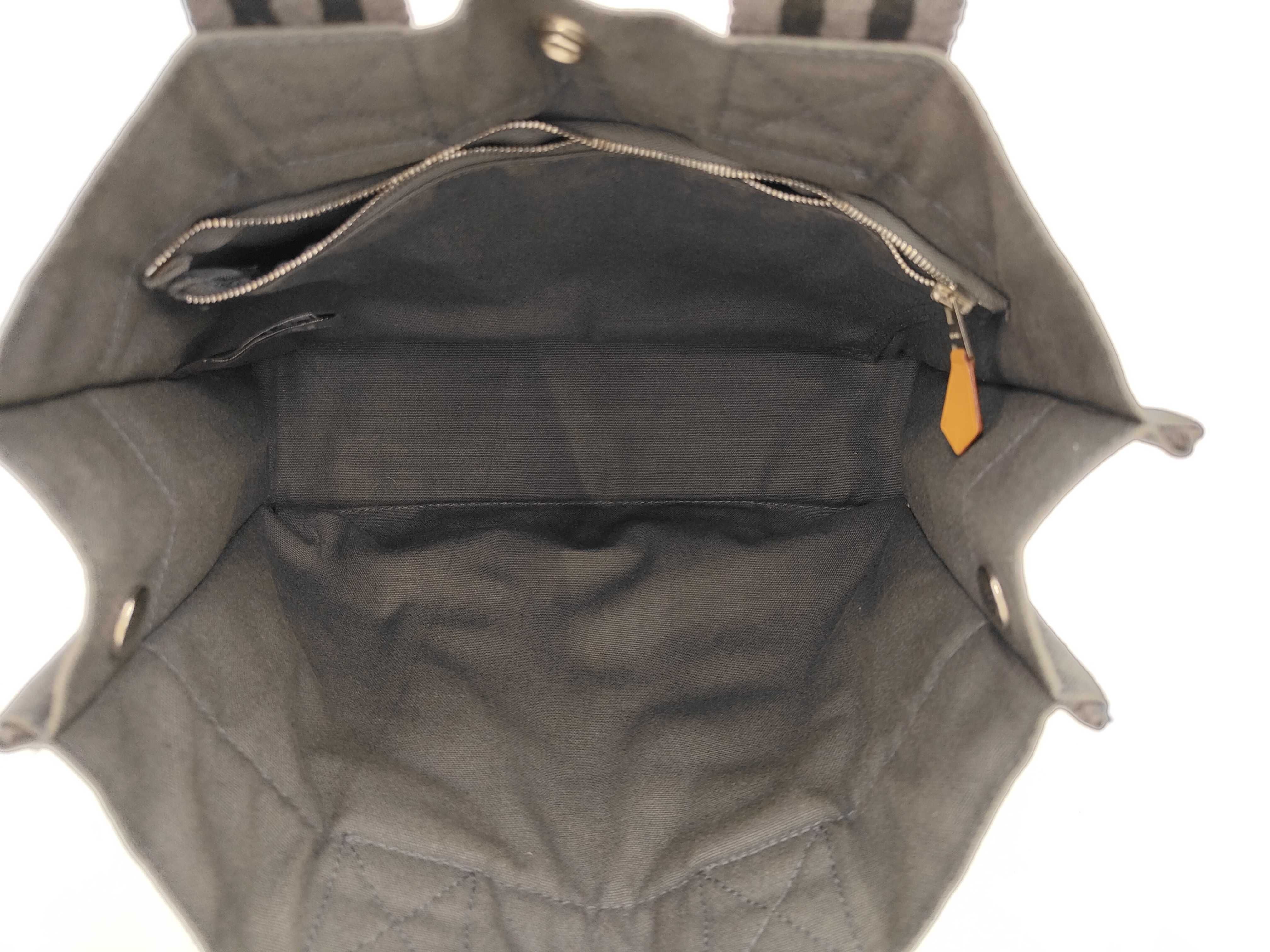 Fool Toe PM Tote Bag Canvas Gray Handbag — view 8