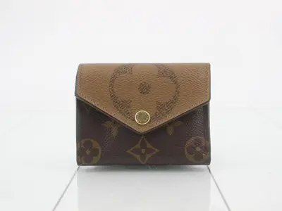 M80725 Portefeuille Zoé Monogram Giant Reverse