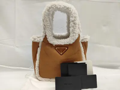 Leather Shearling Boa Handbag Brown Triangle Plate Bag