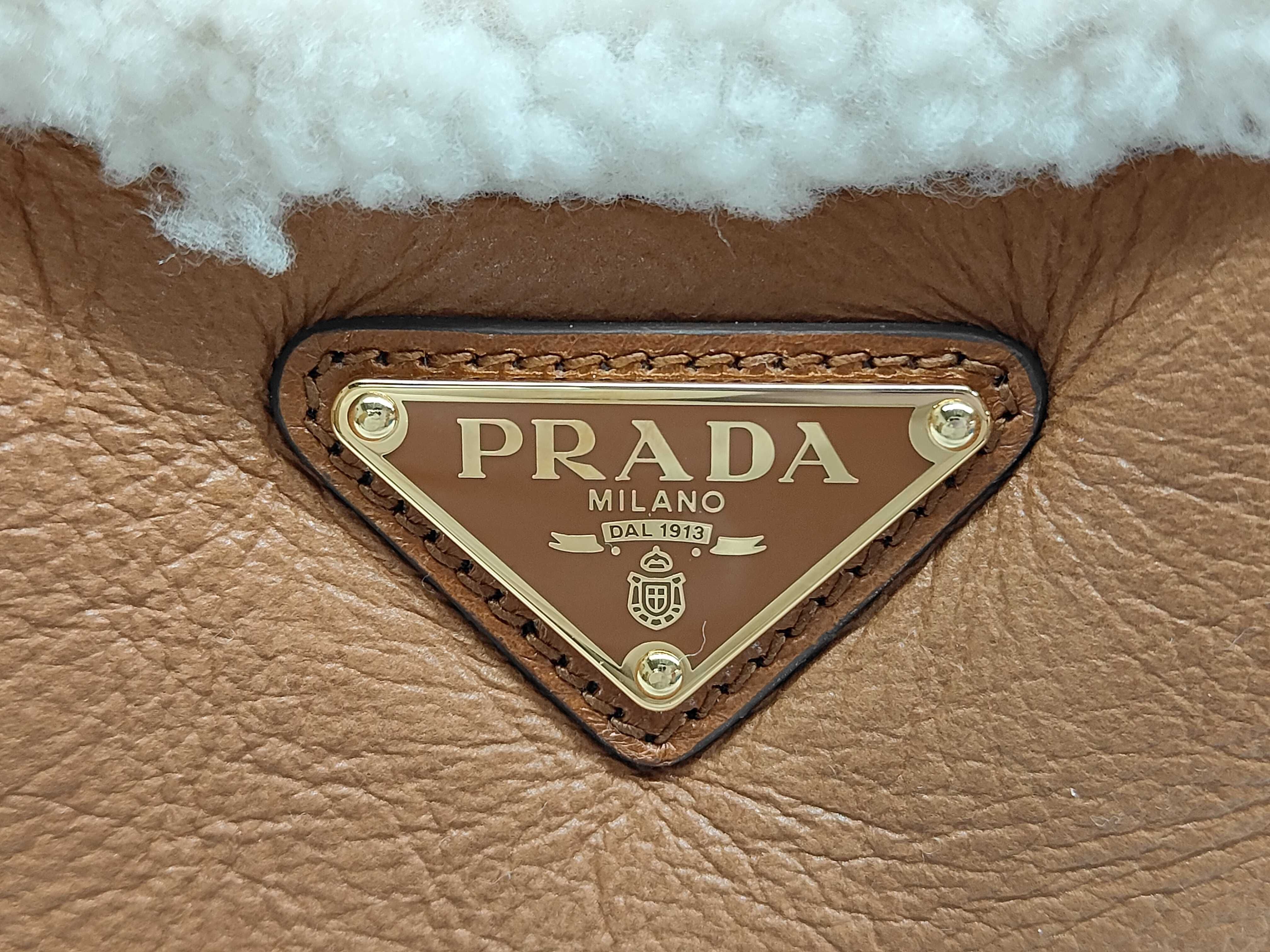 Leather Shearling Boa Handbag Brown Triangle Plate Bag — view 6