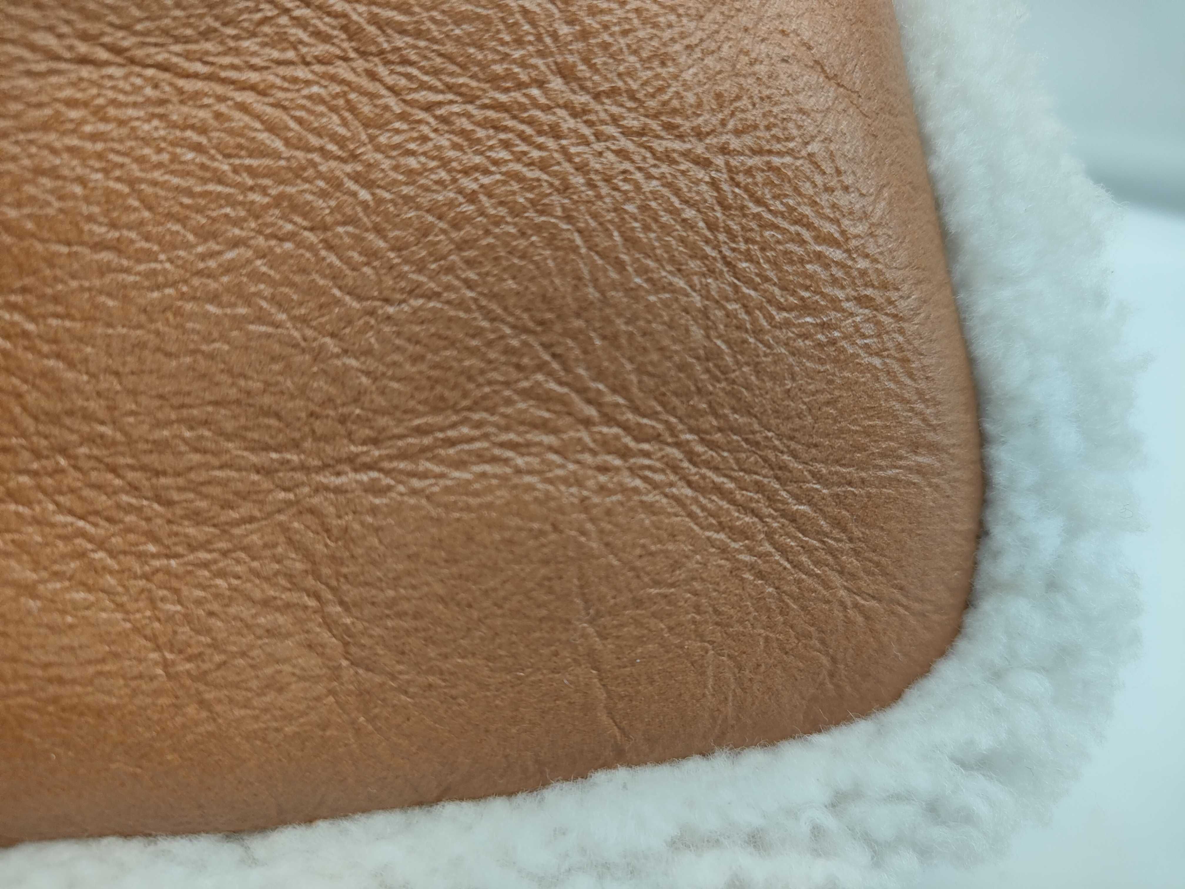 Leather Shearling Boa Handbag Brown Triangle Plate Bag — view 8