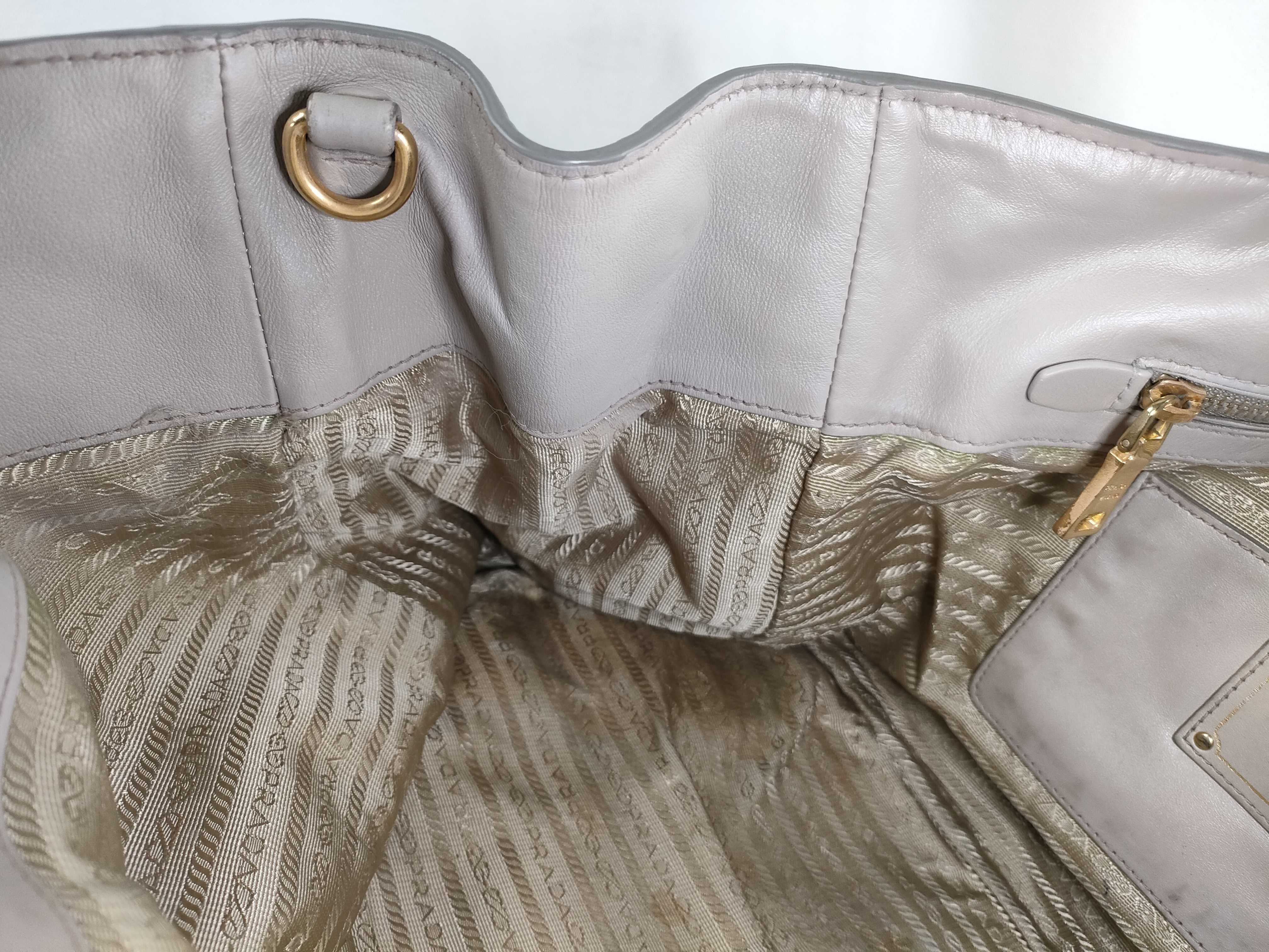 Soft Calfskin 2-Way Bag BN2103 Tote Bag — view 10