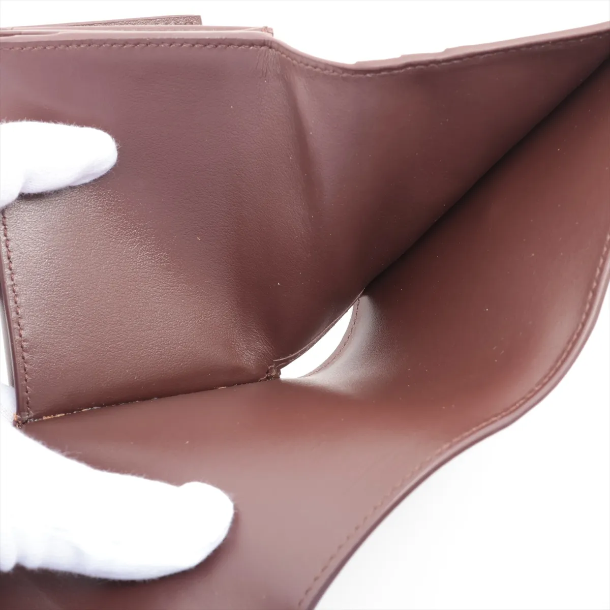Triomphe Small Flap Wallet Leather Compact Wallet Brown — view 6