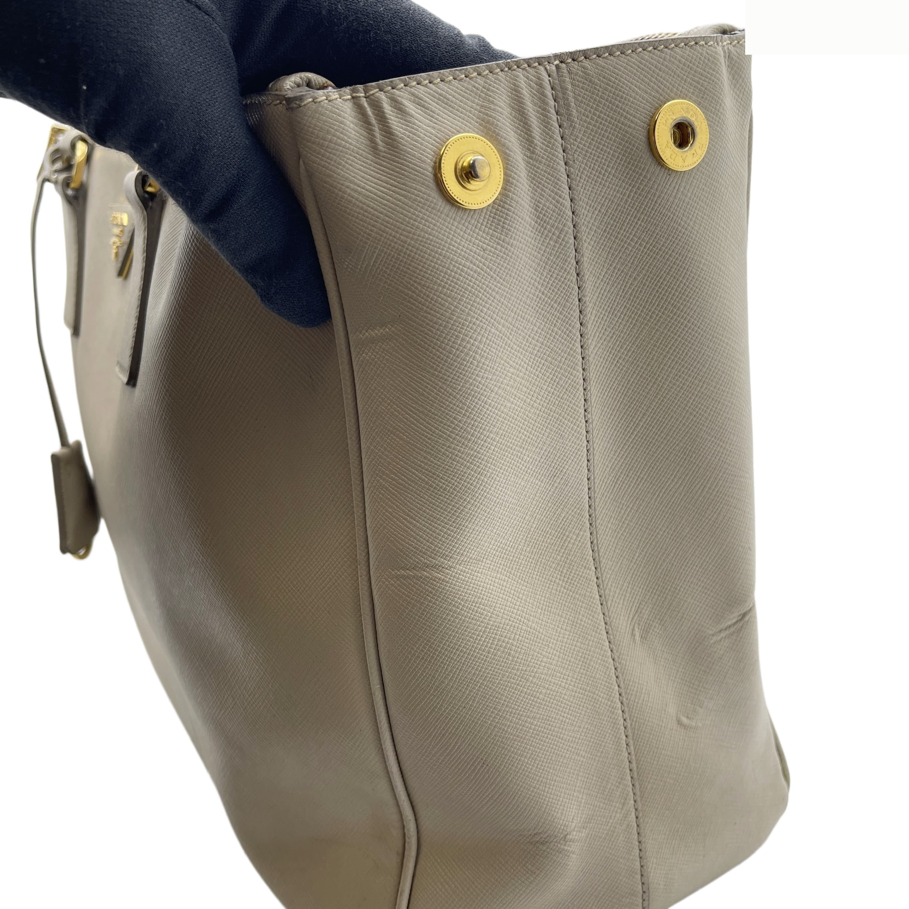 Saffiano — view 5