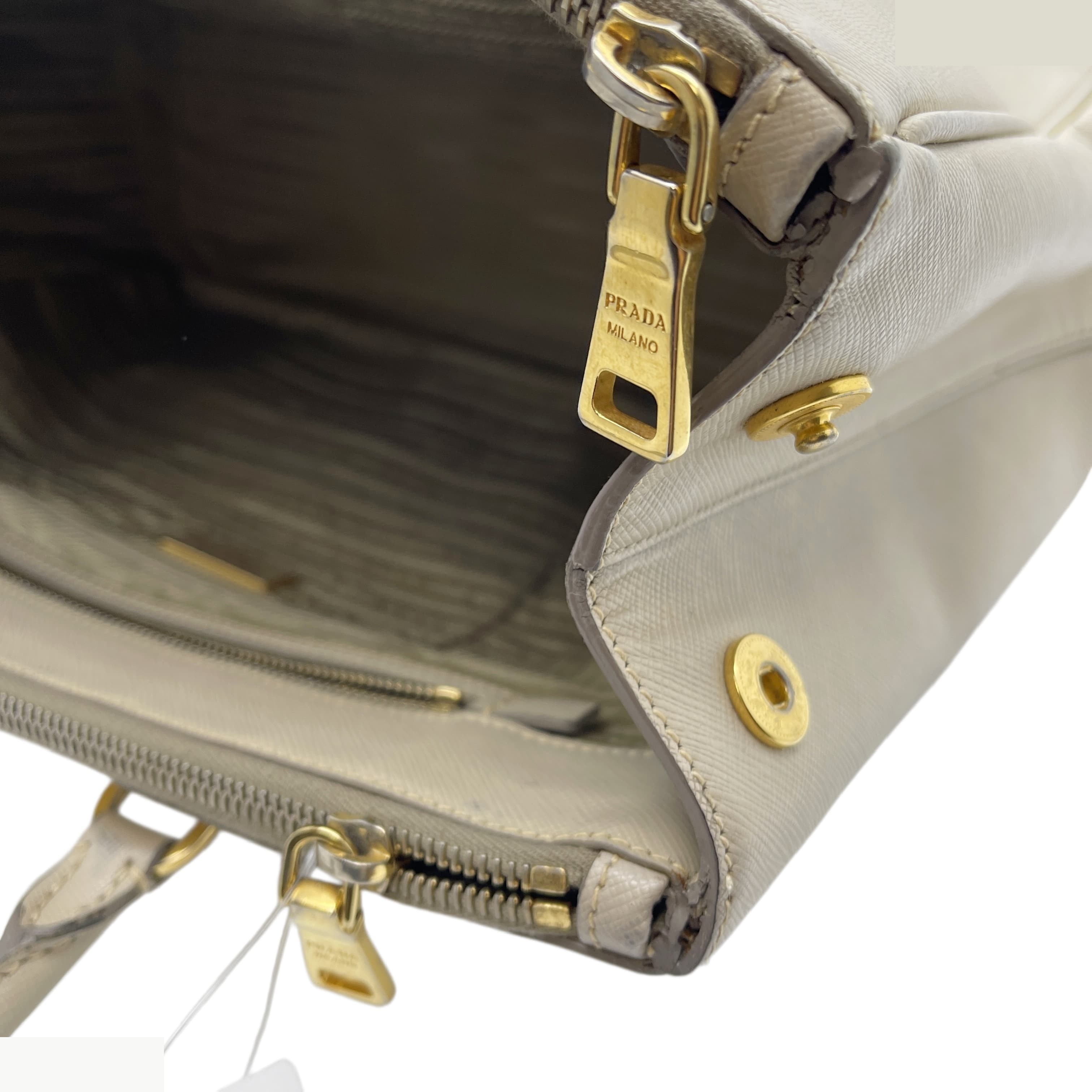 Saffiano — view 6