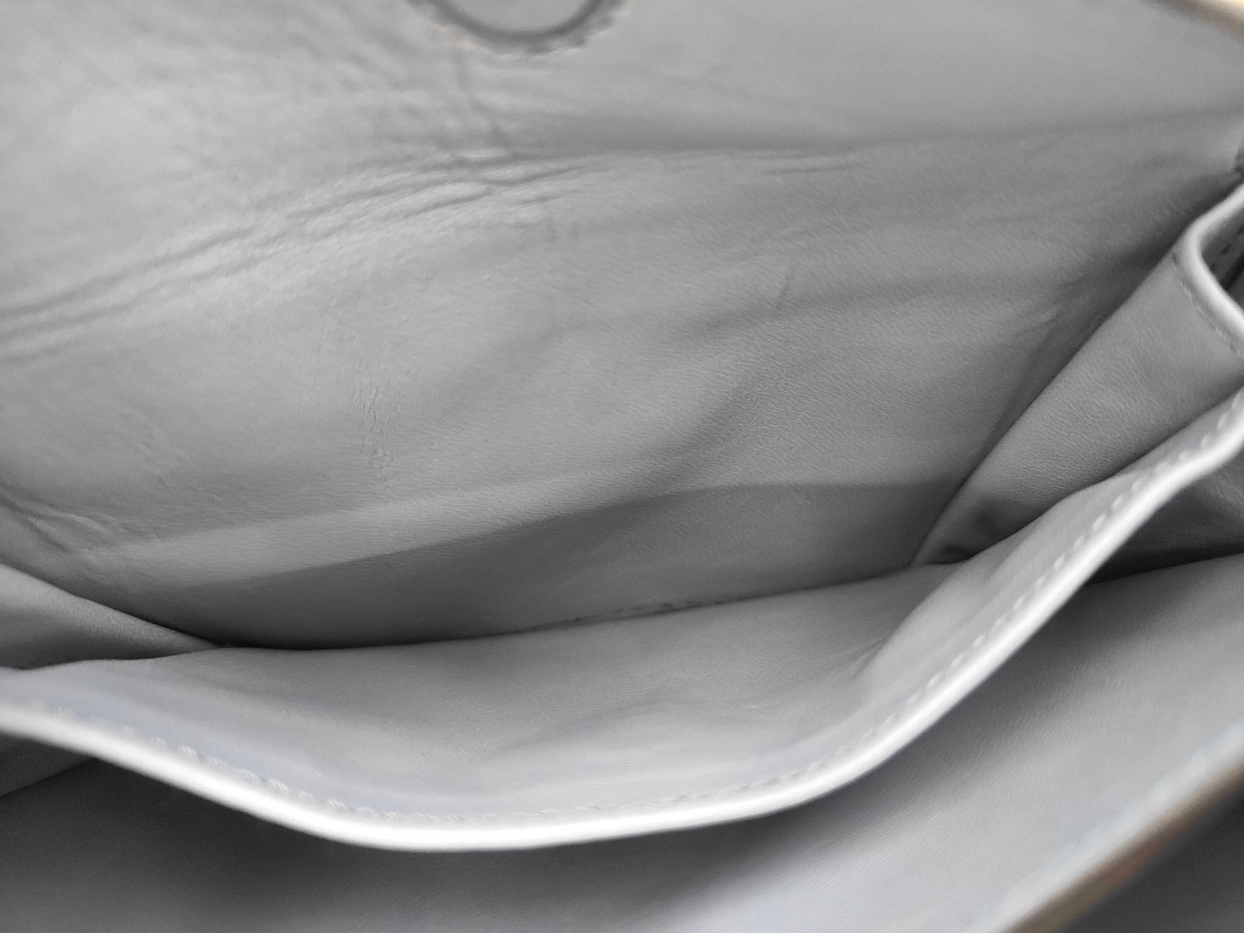 Cahier leather shoulder bag — view 9