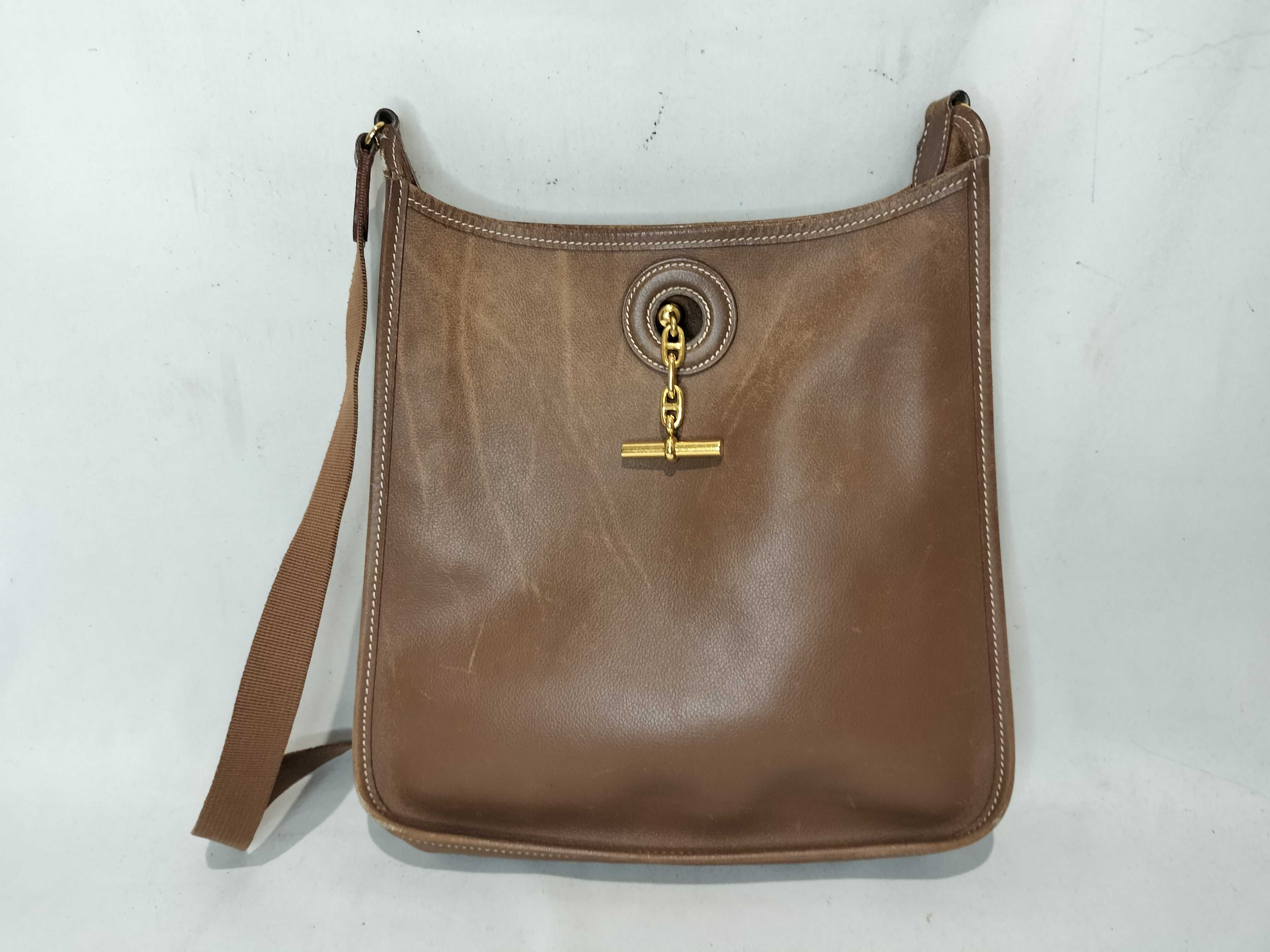 Vespa PM, Veau Epsom leather, gold, gold hardware, B: 1998, shoulder bag