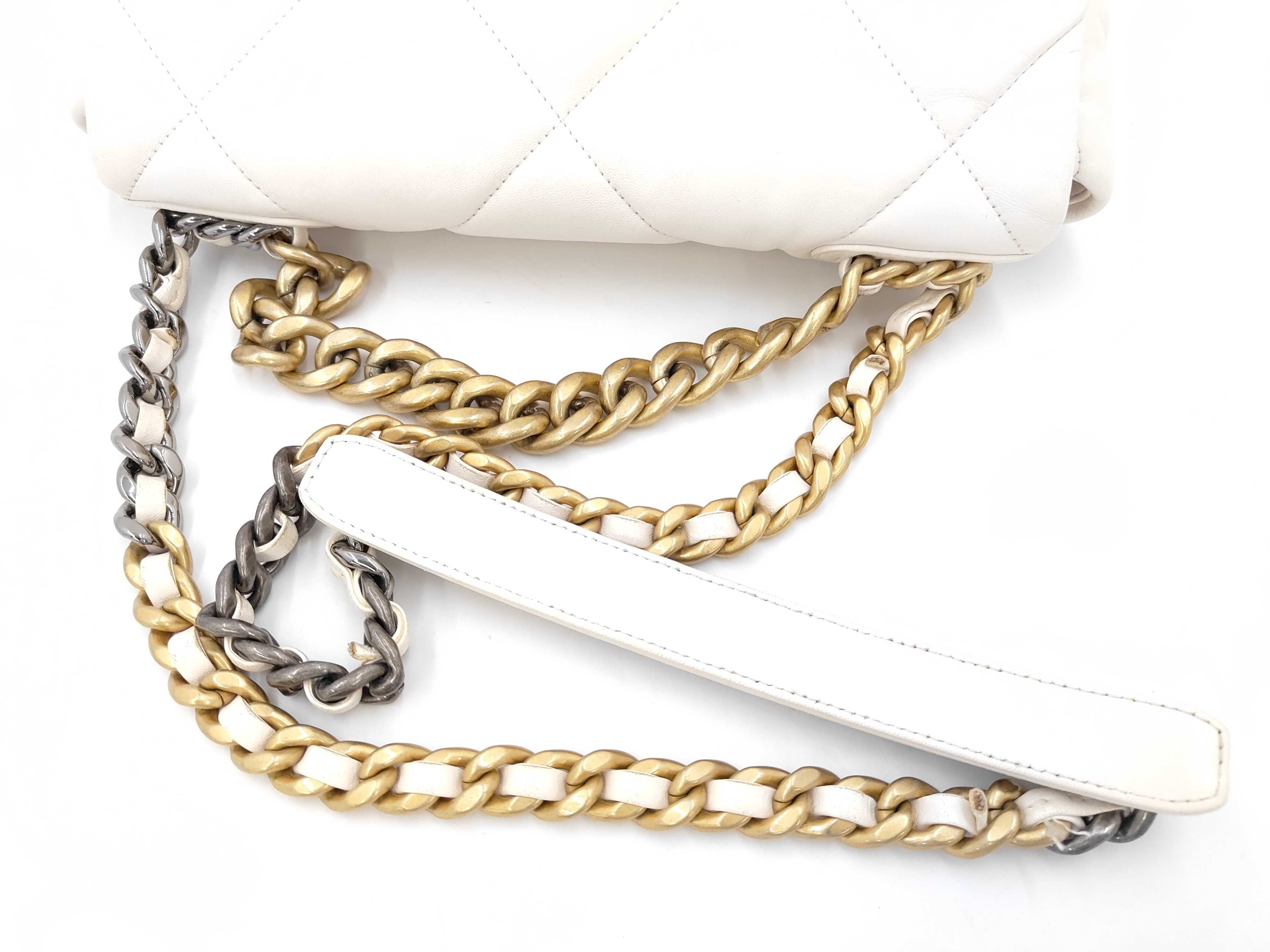Channel 19 Bag Chain Bag Medium Size Shoulder Bag — view 5