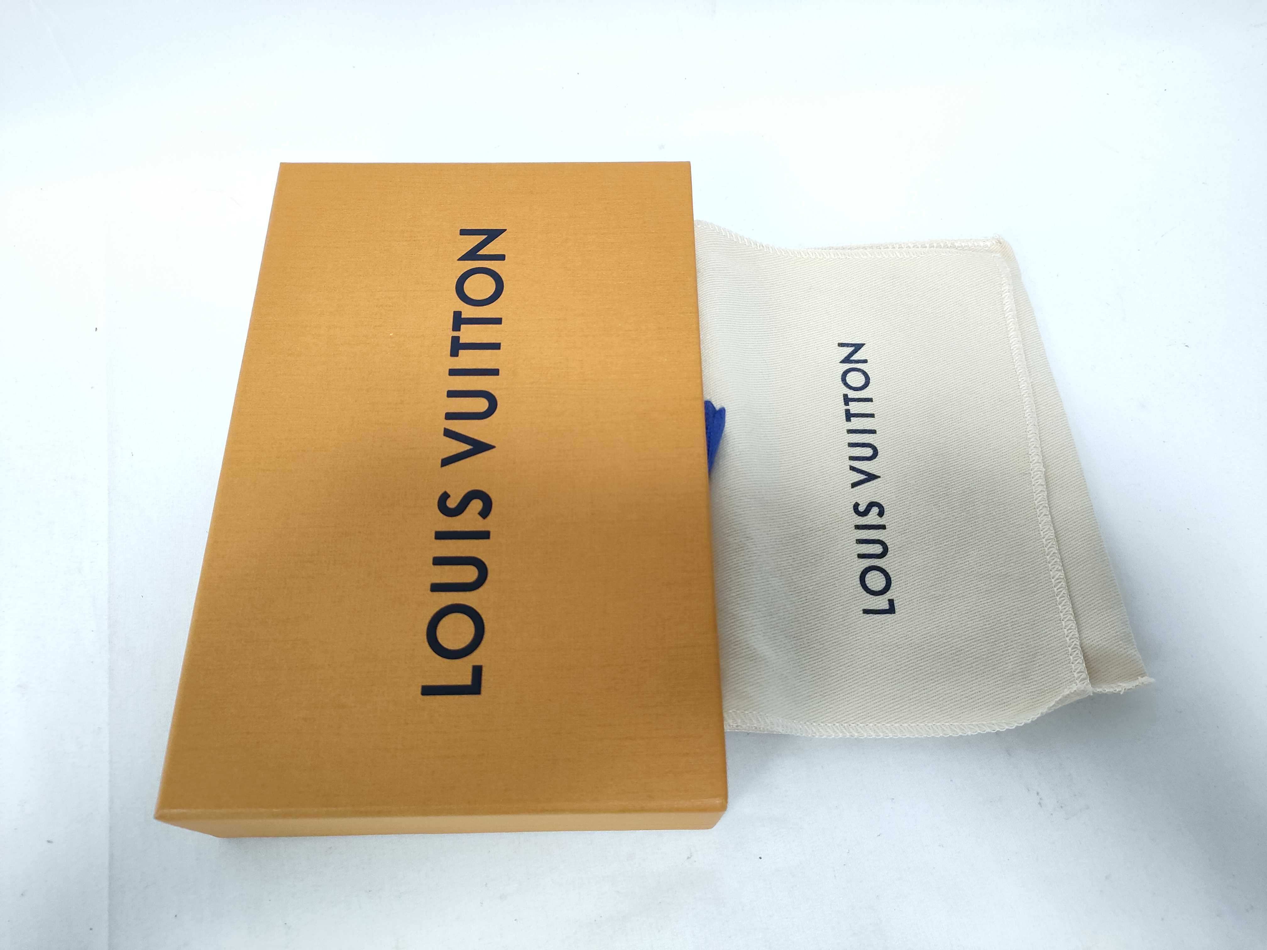 LV wallet — view 14