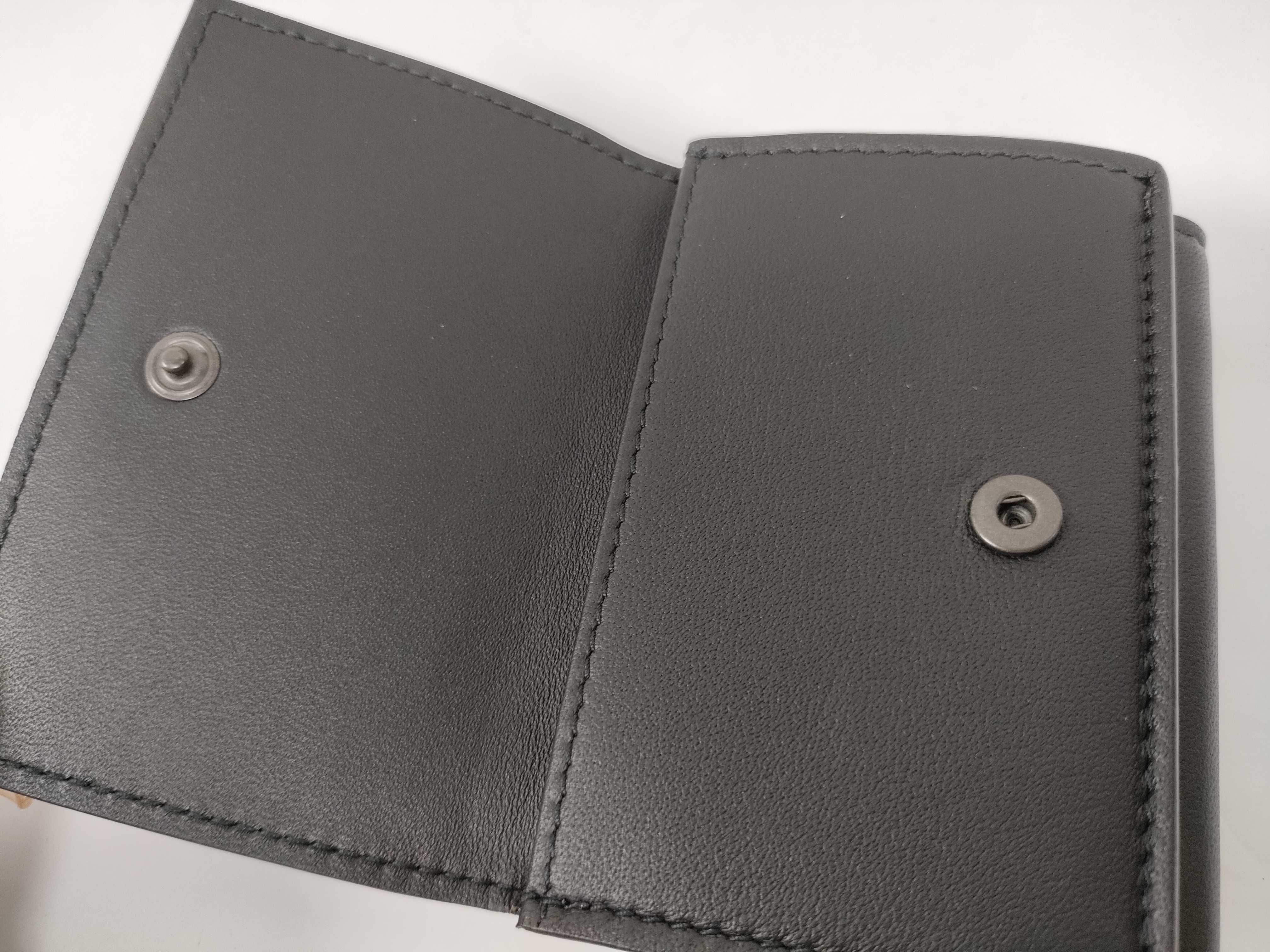 Intrecciato Tri-fold Wallet 515385 — view 8