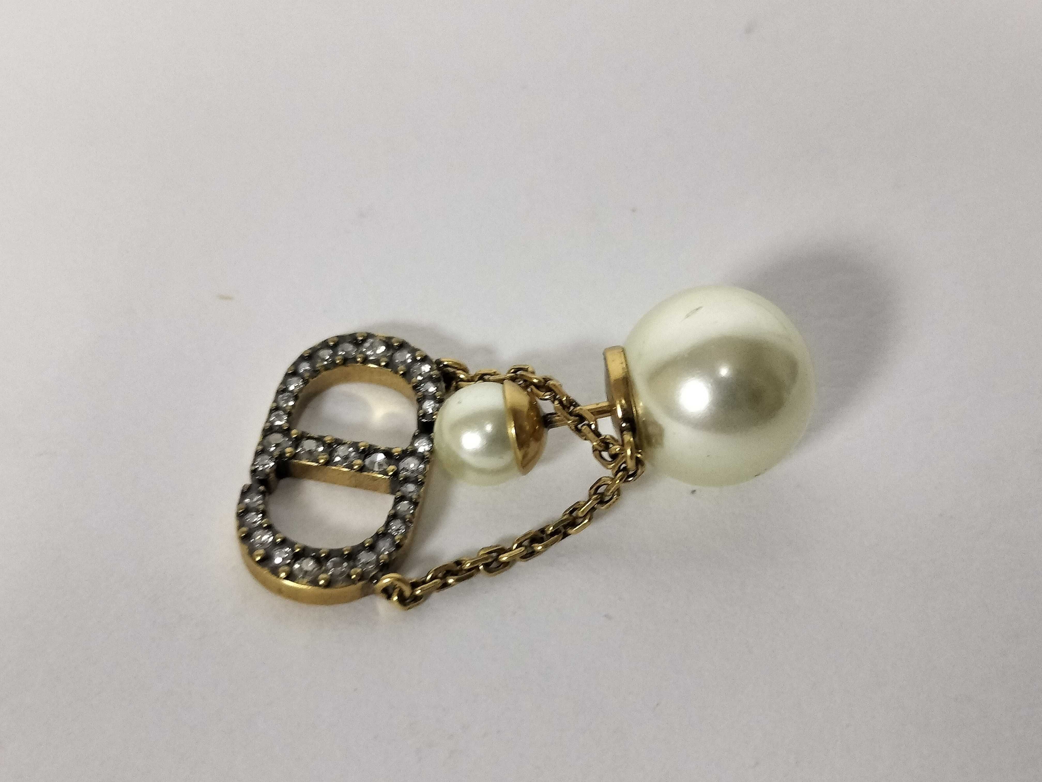 Tribal Pearl Rhinestone Earrings — view 9