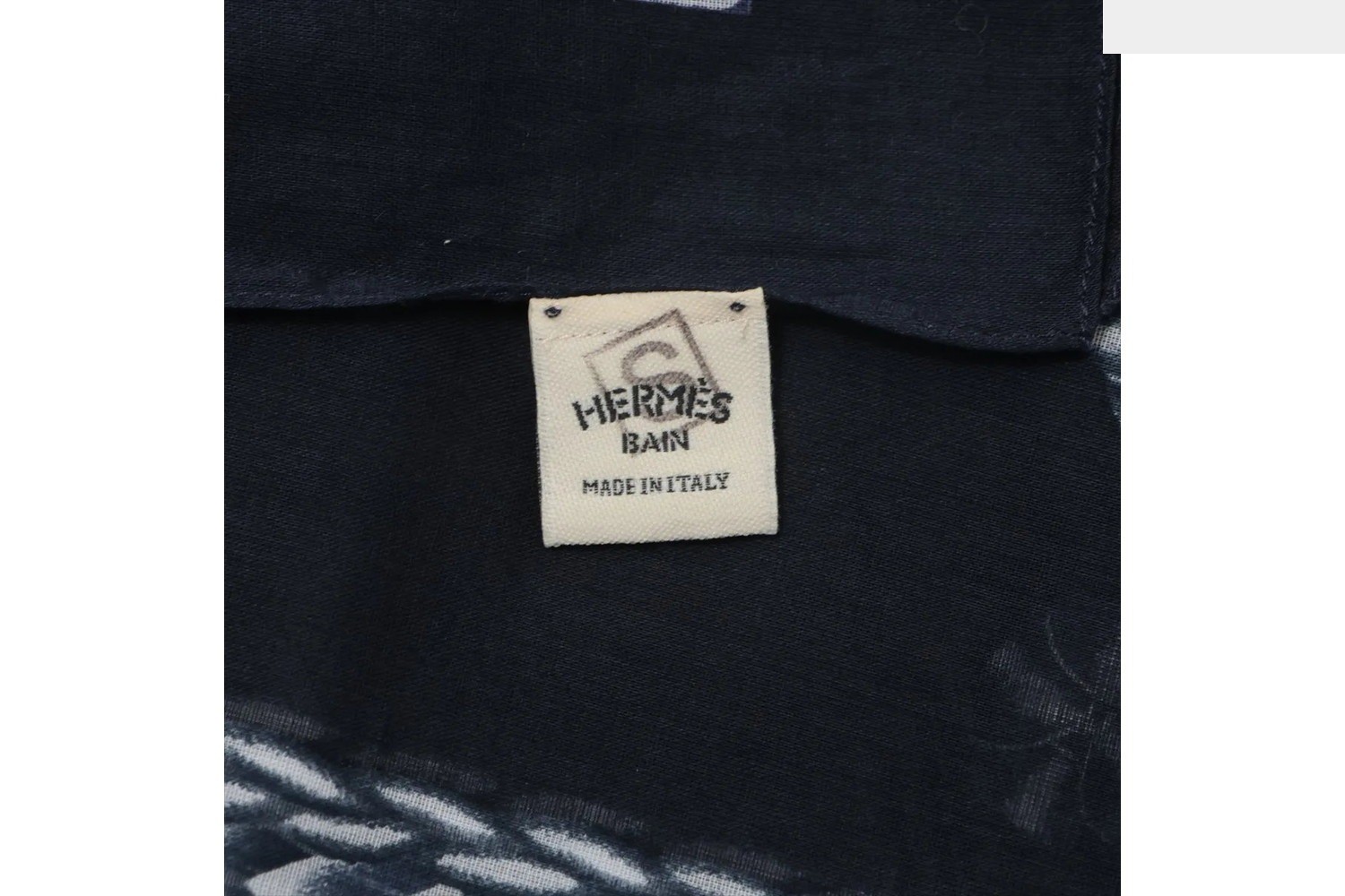 Tag attached Carre Robe du Soir Large Stole — view 3