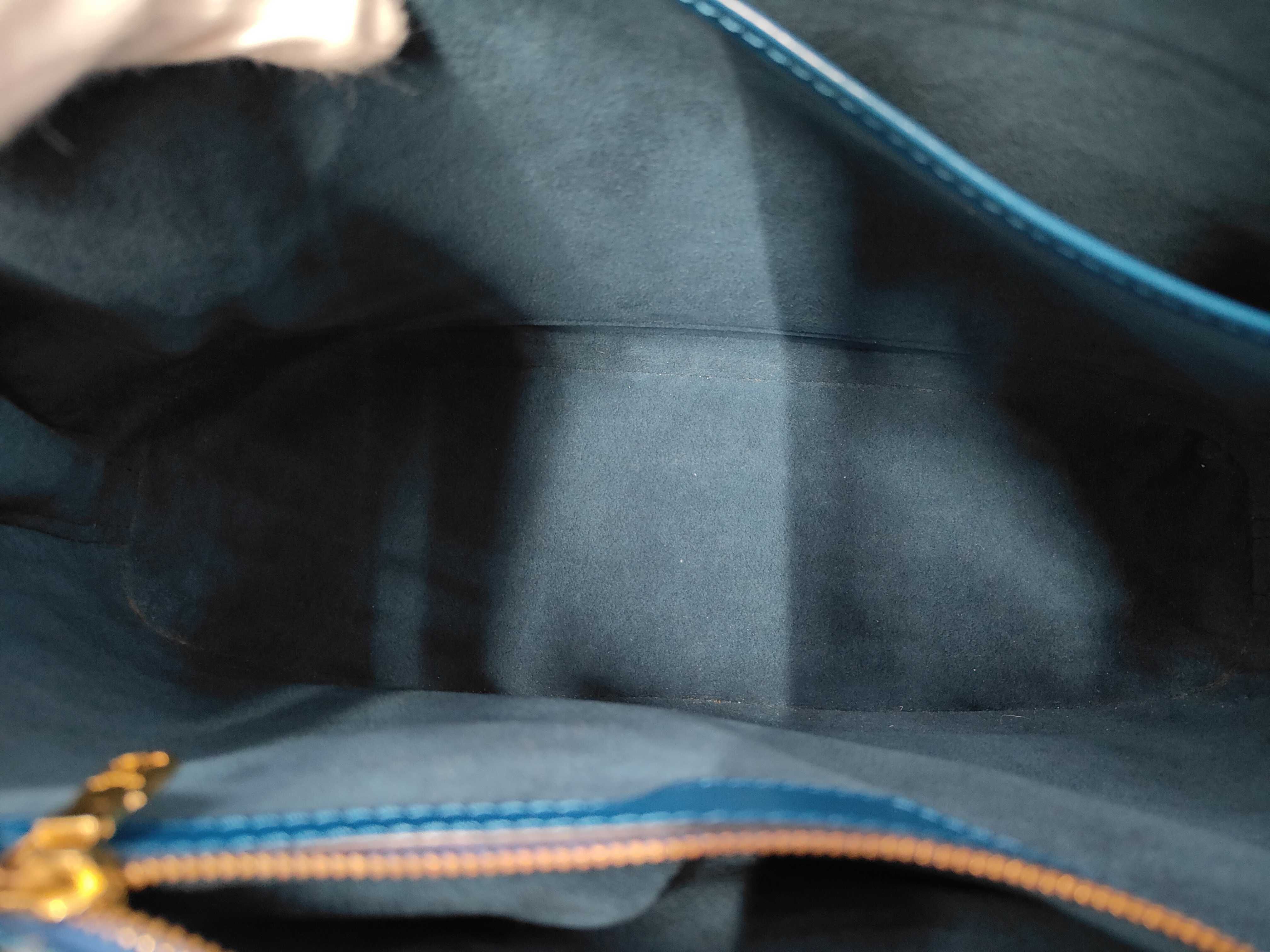 Epi Handbag Blue M52285 Tote Bag — view 8