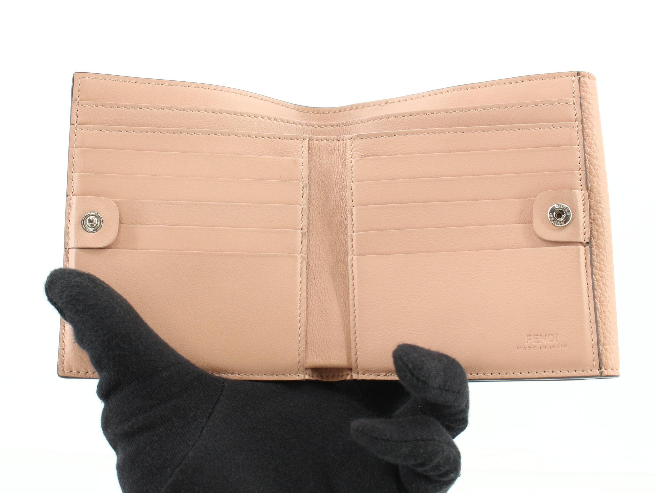 Peekaboo Wallet — view 4