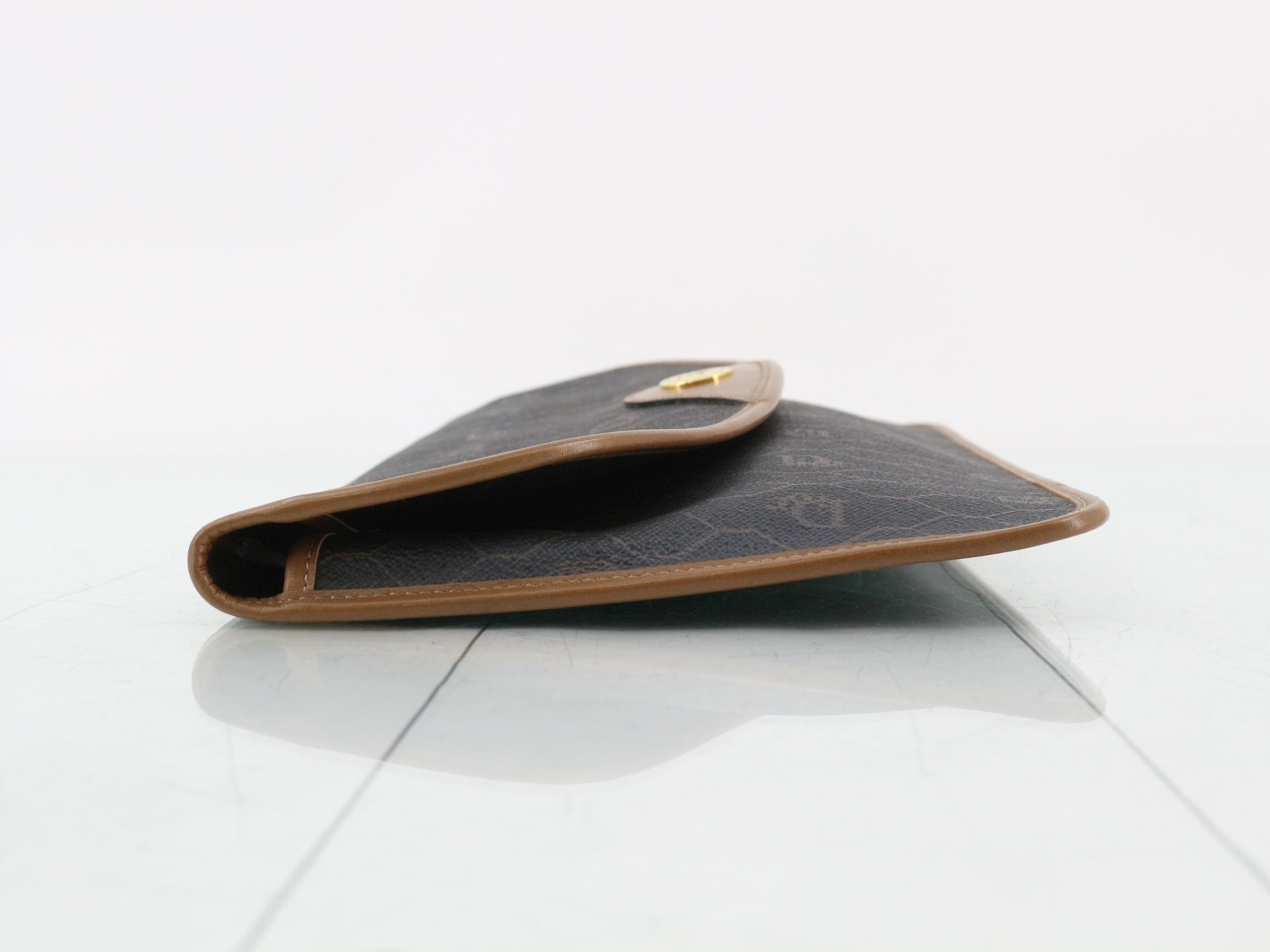 honeycomb clutch bag — view 4