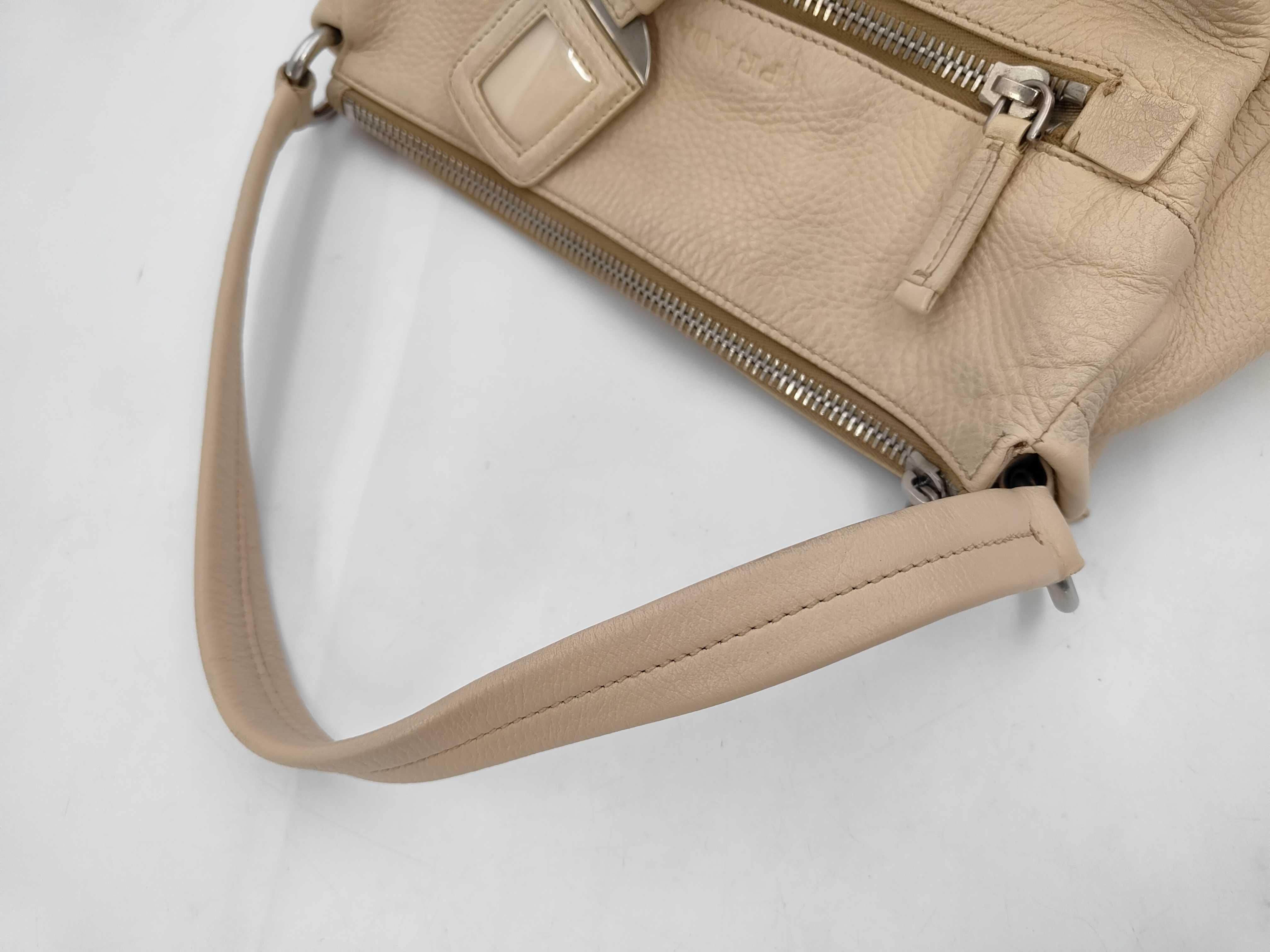 Vitello Daino Buckle Zip Shoulder Bag (Handbag) — view 4