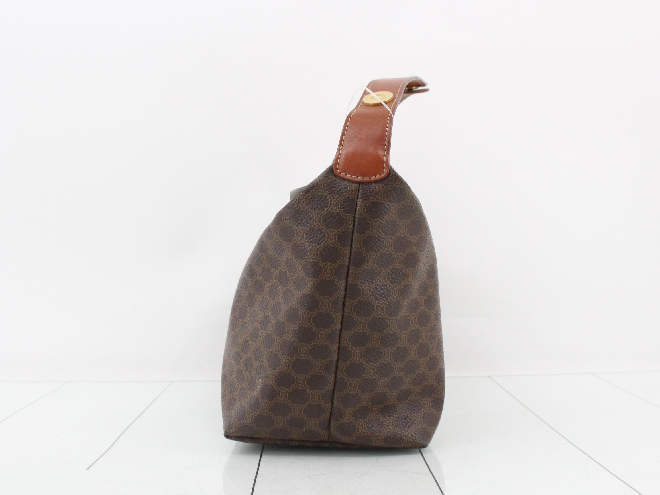 handbag — view 3
