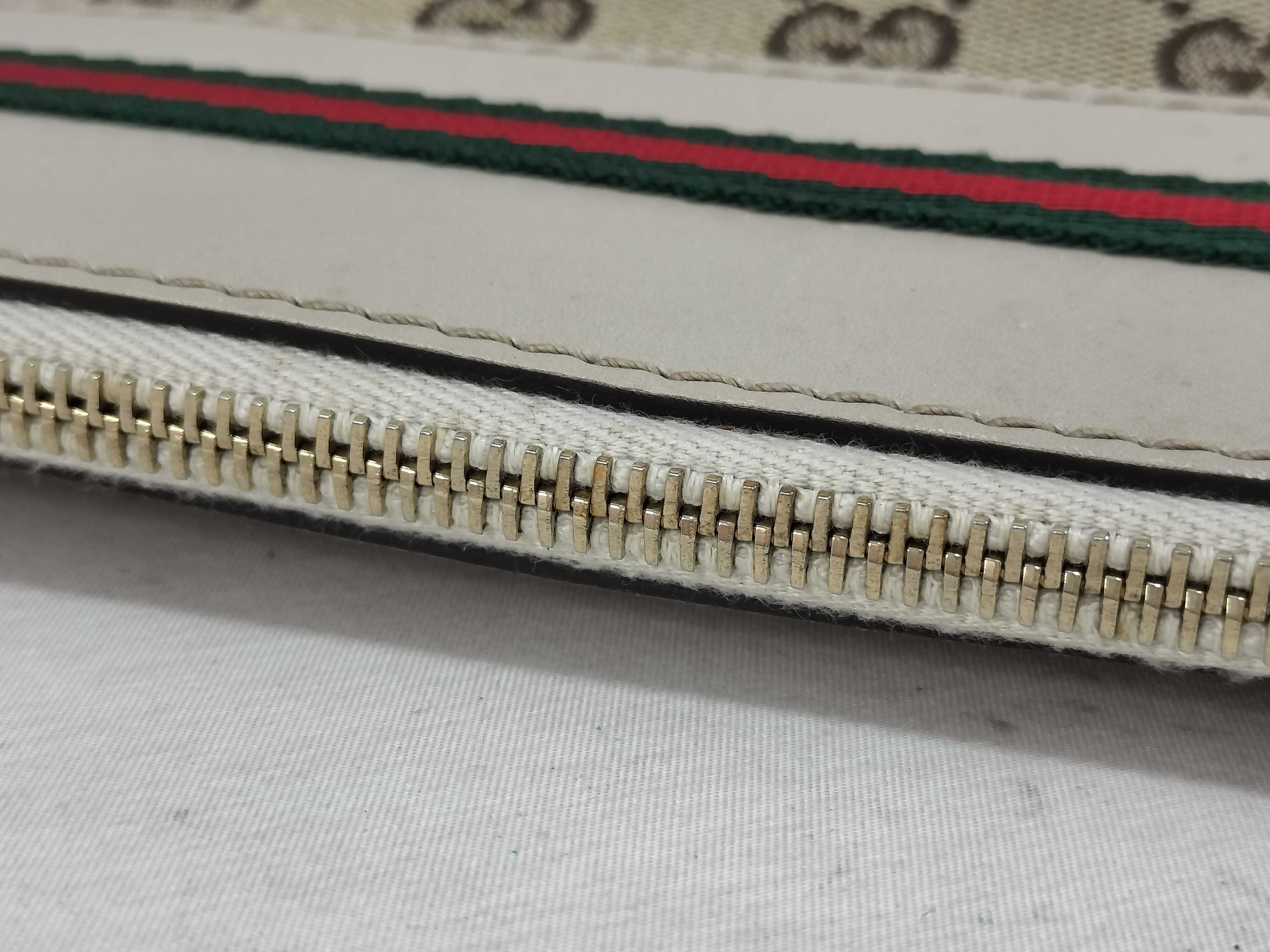 GG Canvas Shoulder Bag — view 6