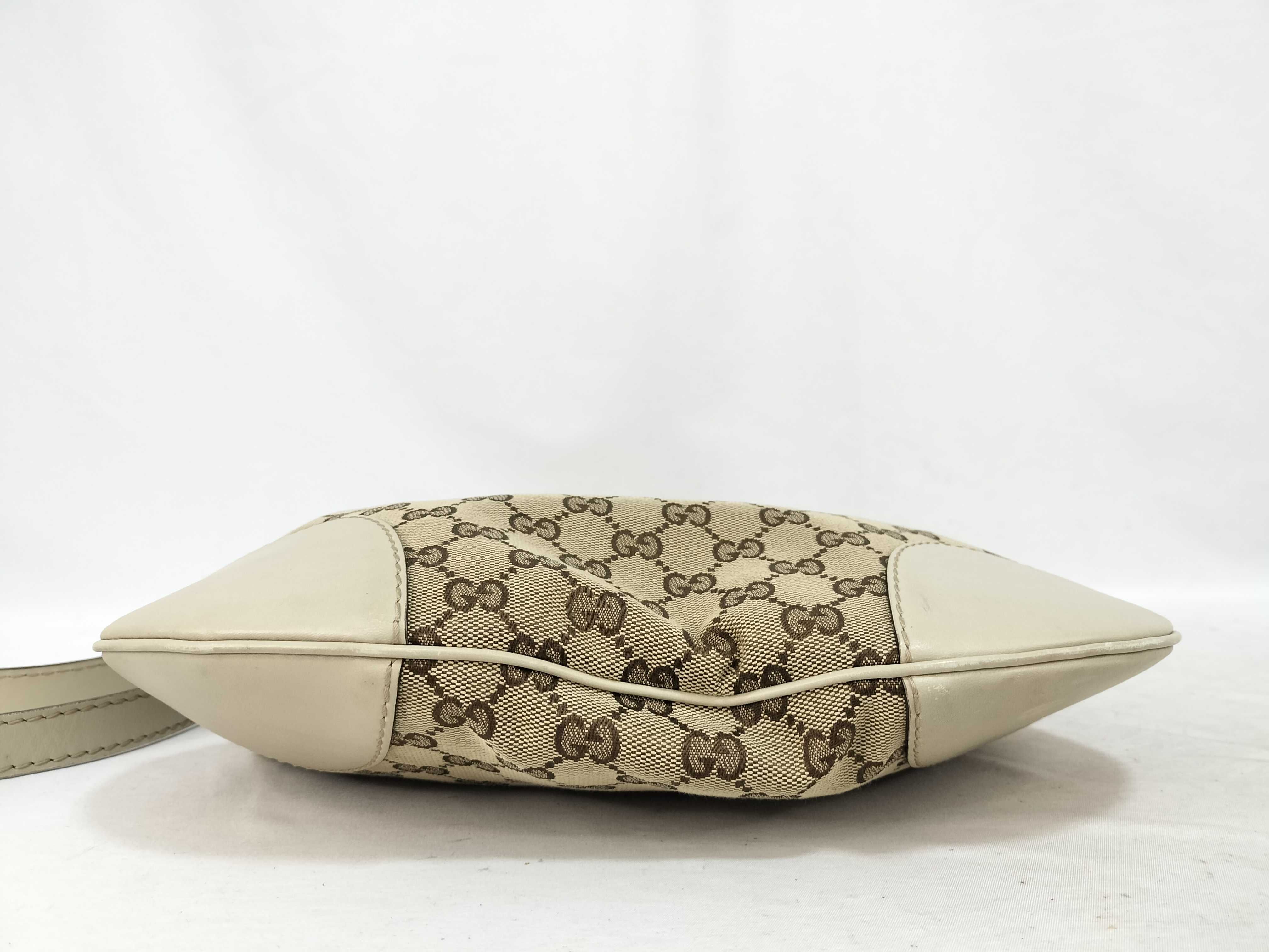 GG Canvas Shoulder Bag — view 8