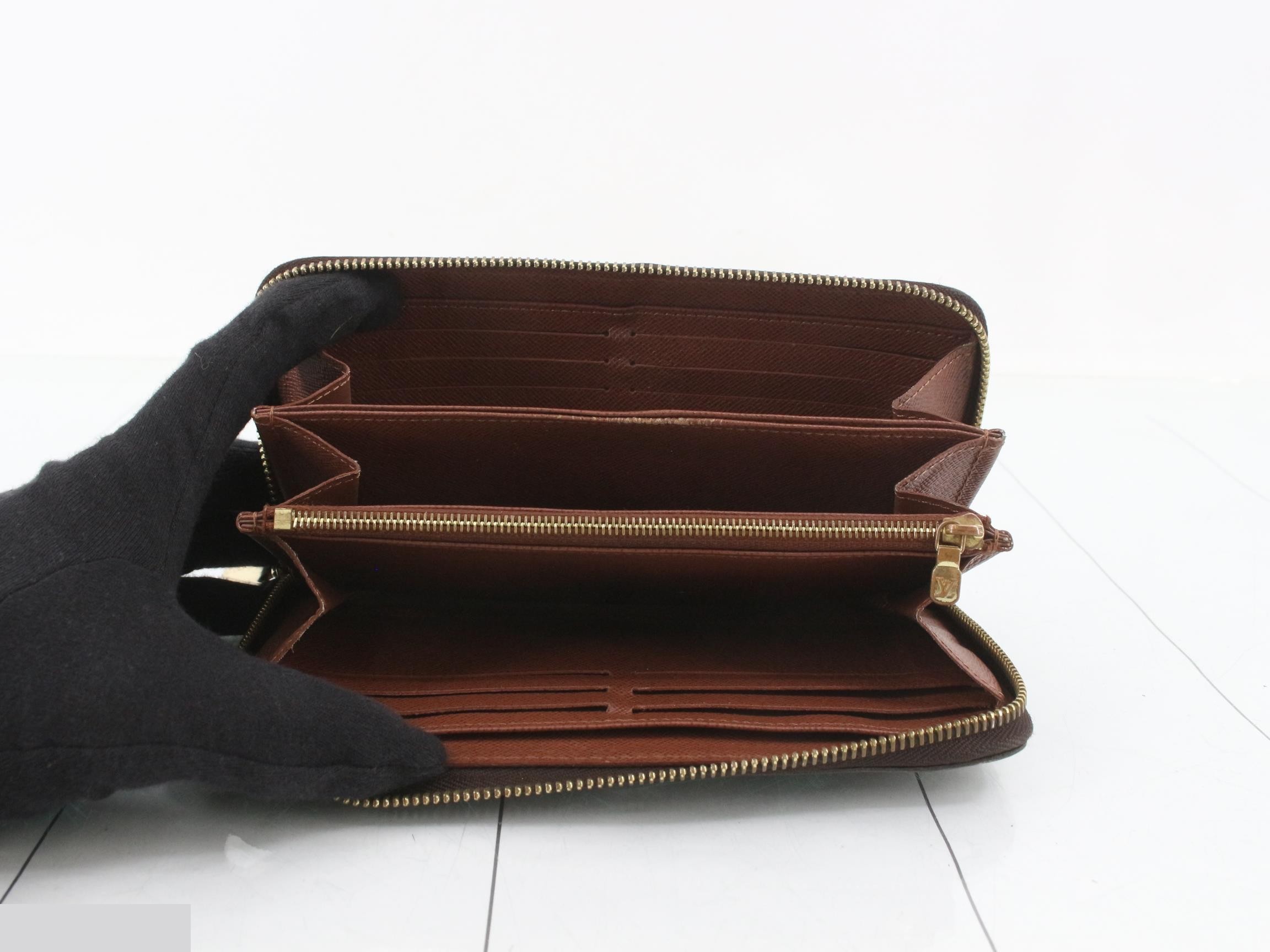 LV gold metal fittings zippy wallet — view 4