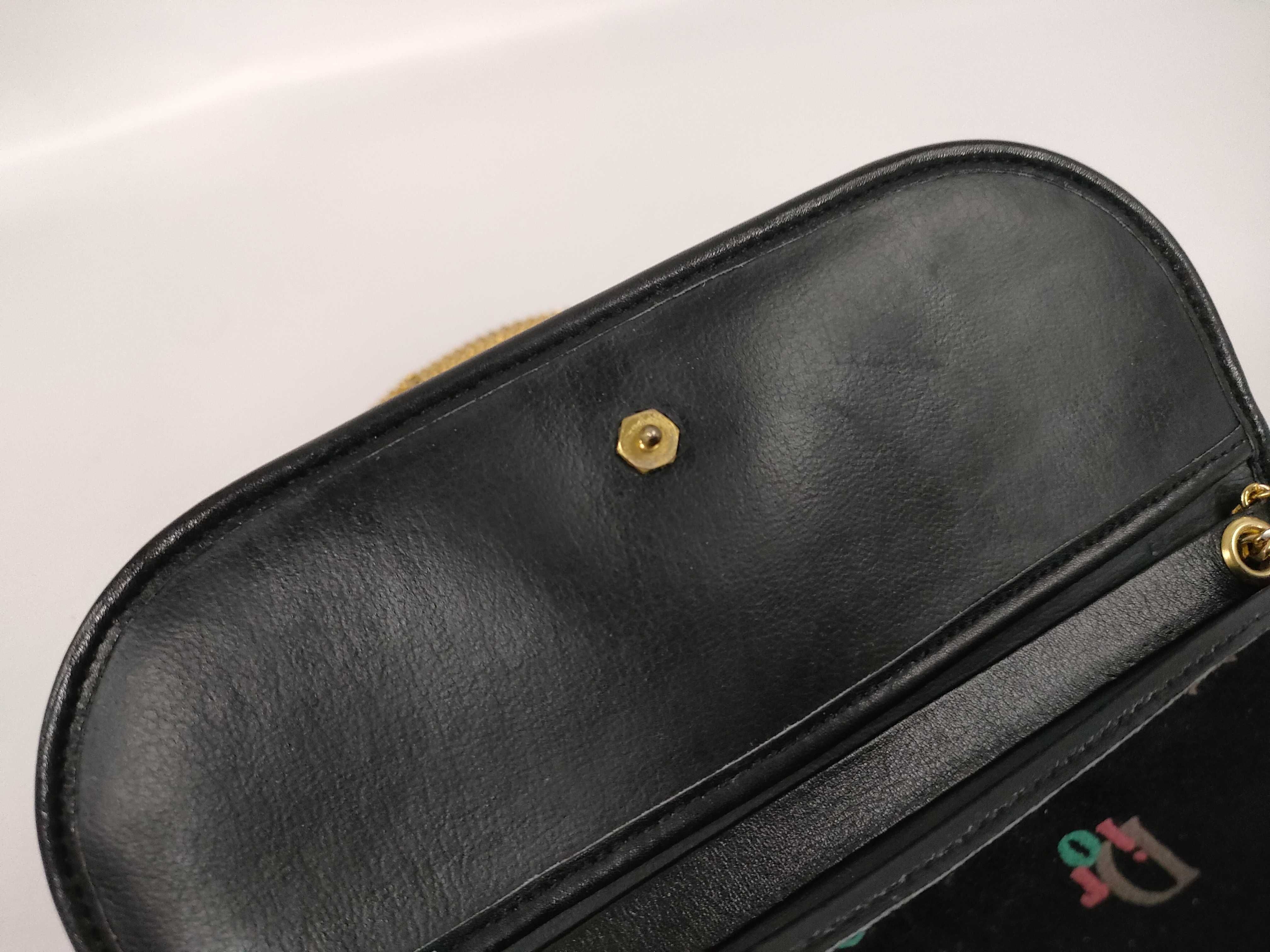 Chain Shoulder Bag — view 8