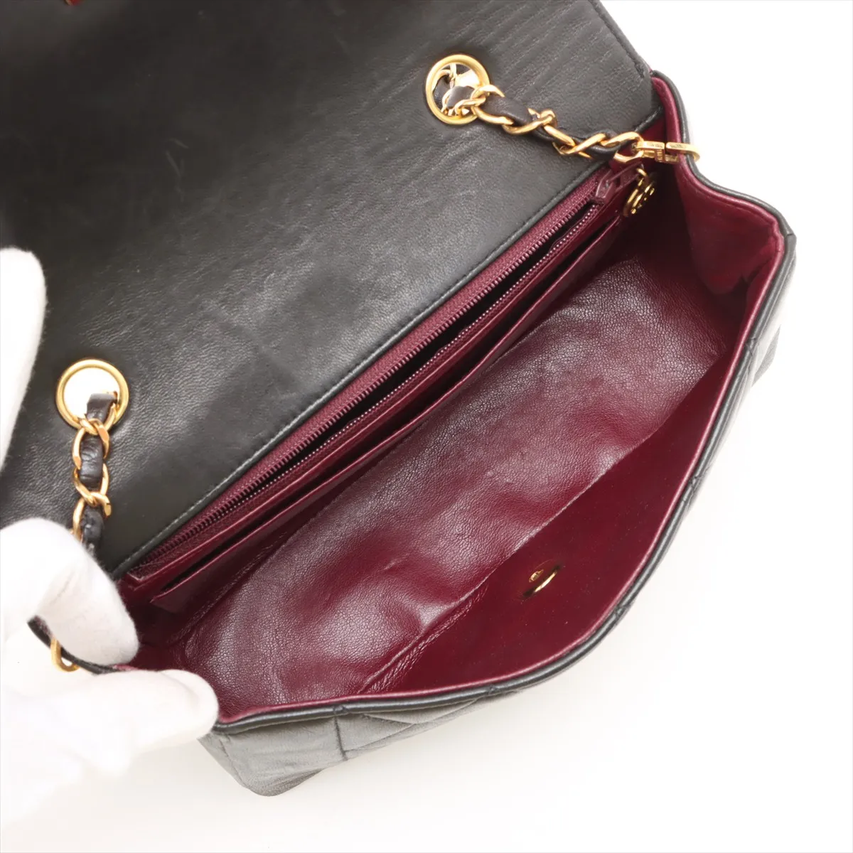 Matelasse Lambskin Single Flap Single Chain Bag Diana Flap Black Gold Hardware — view 6
