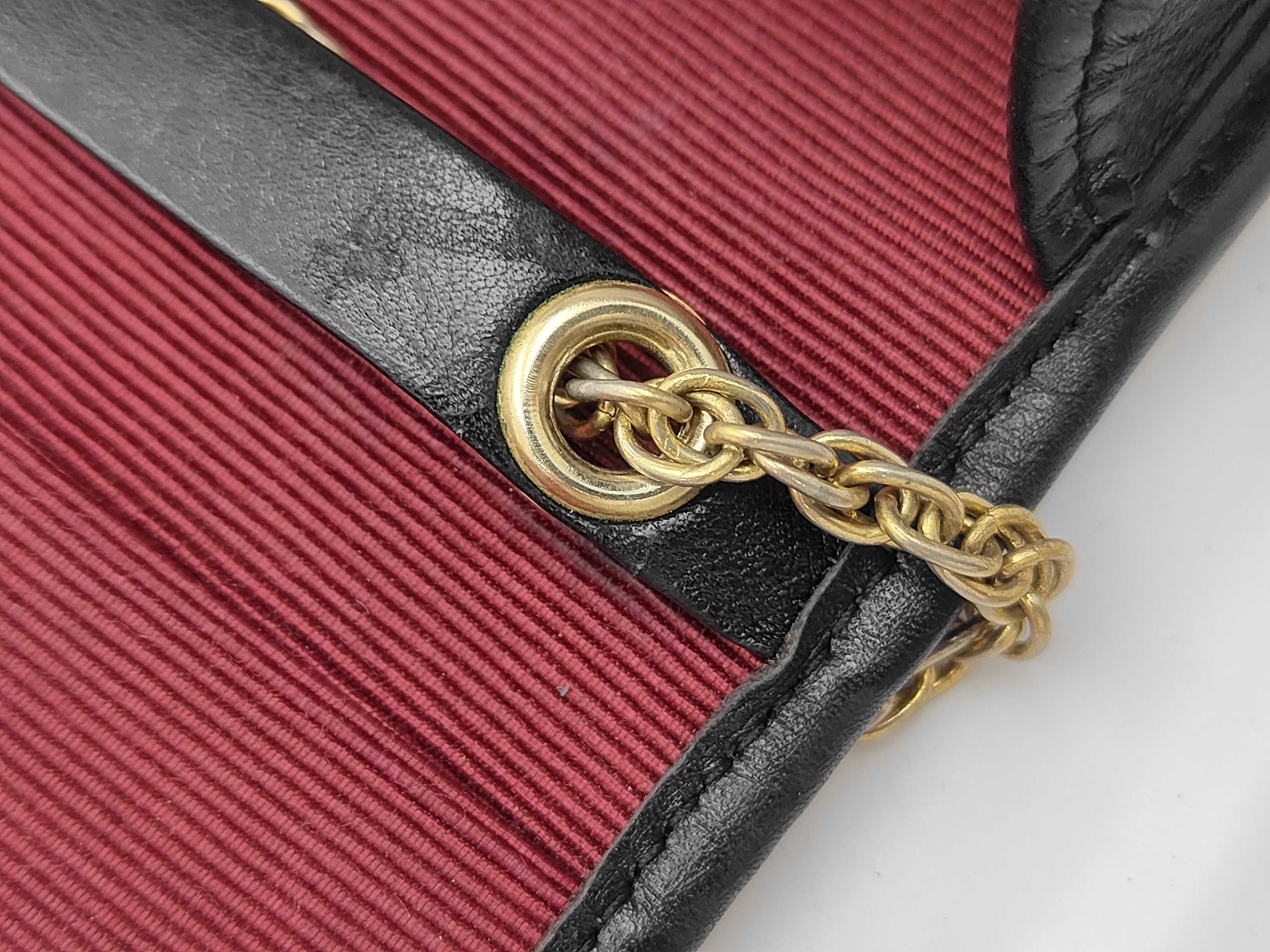 Coco Mark Matelassé Shoulder Bag Chain Shoulder Bag Box Shoulder Bag — view 5