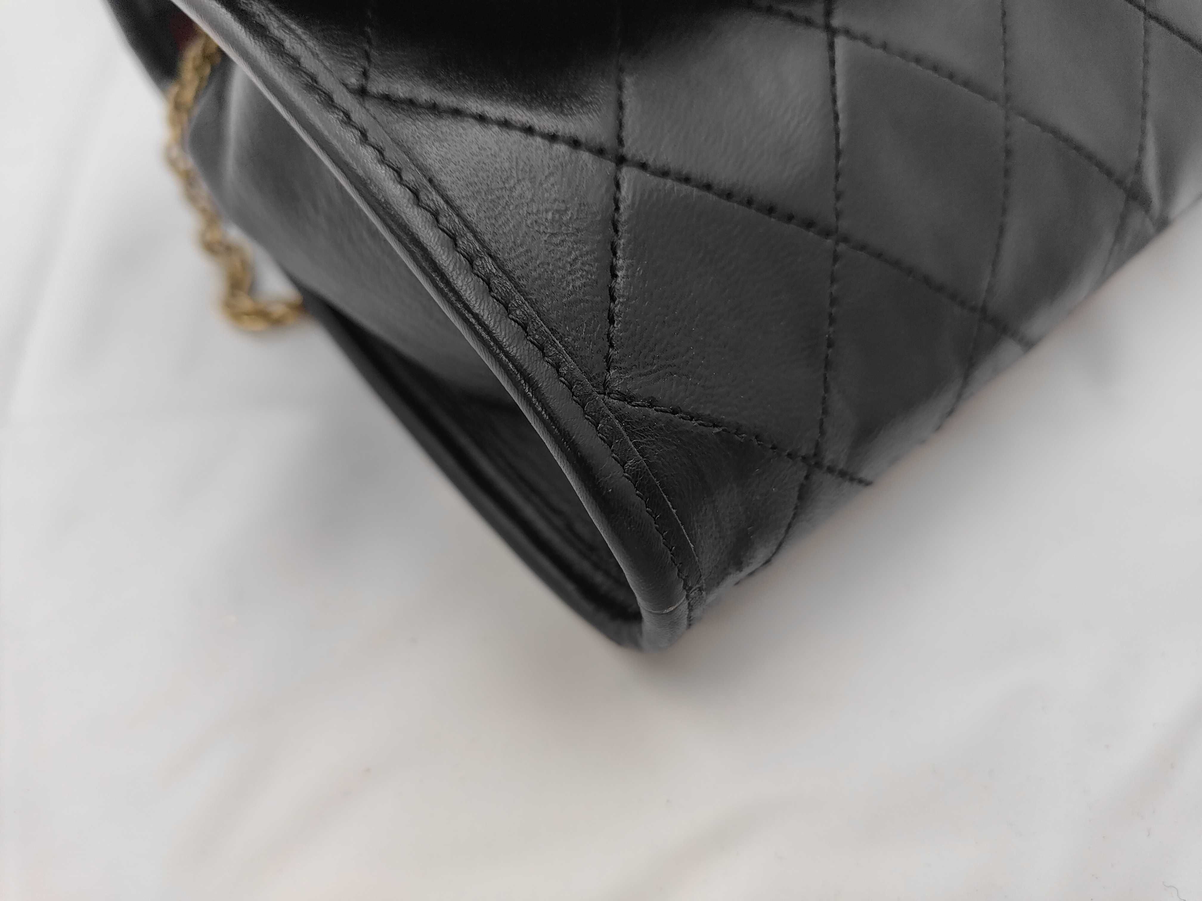 Coco Mark Matelassé Shoulder Bag Chain Shoulder Bag Box Shoulder Bag — view 6
