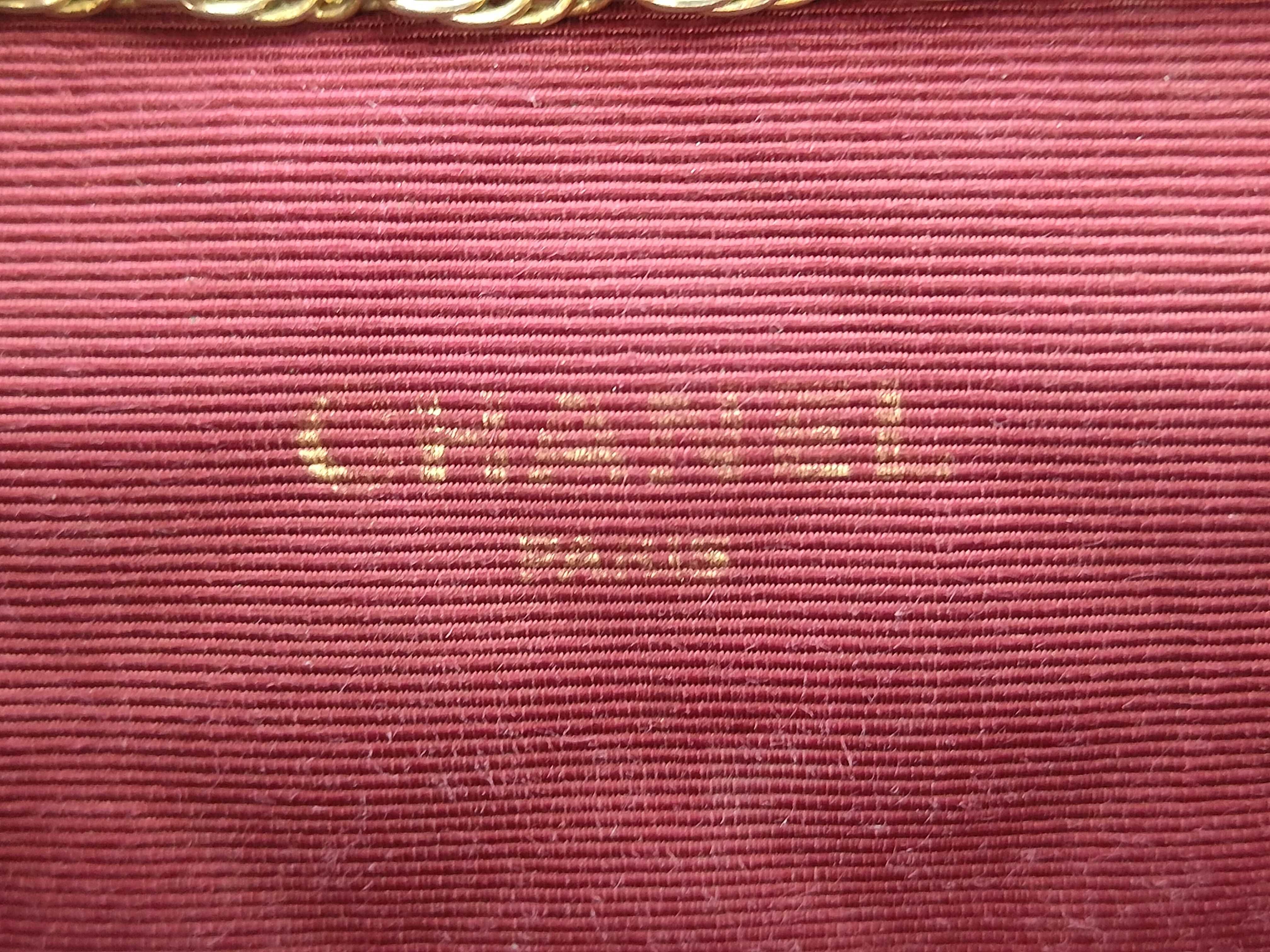 Coco Mark Matelassé Shoulder Bag Chain Shoulder Bag Box Shoulder Bag — view 9