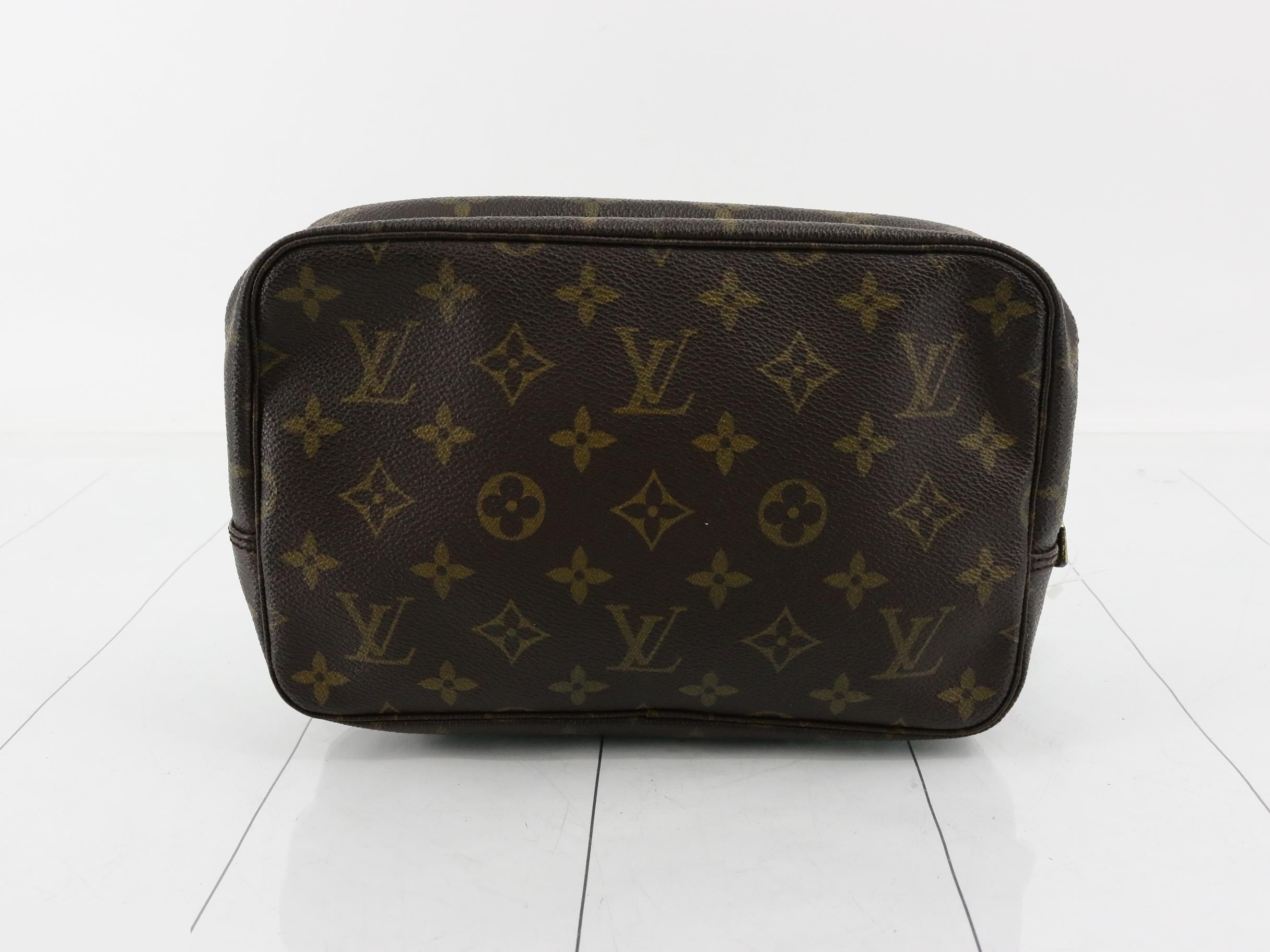 Monogram True Toilet 23 Pouch — view 2