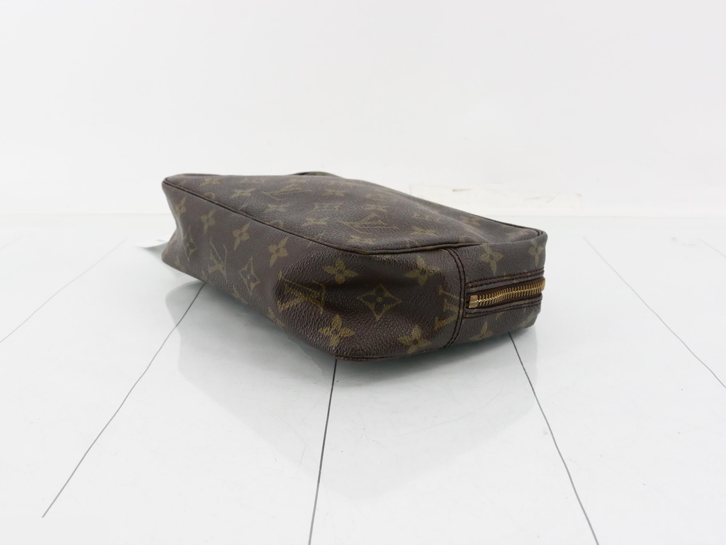 Monogram True Toilet 23 Pouch — view 6