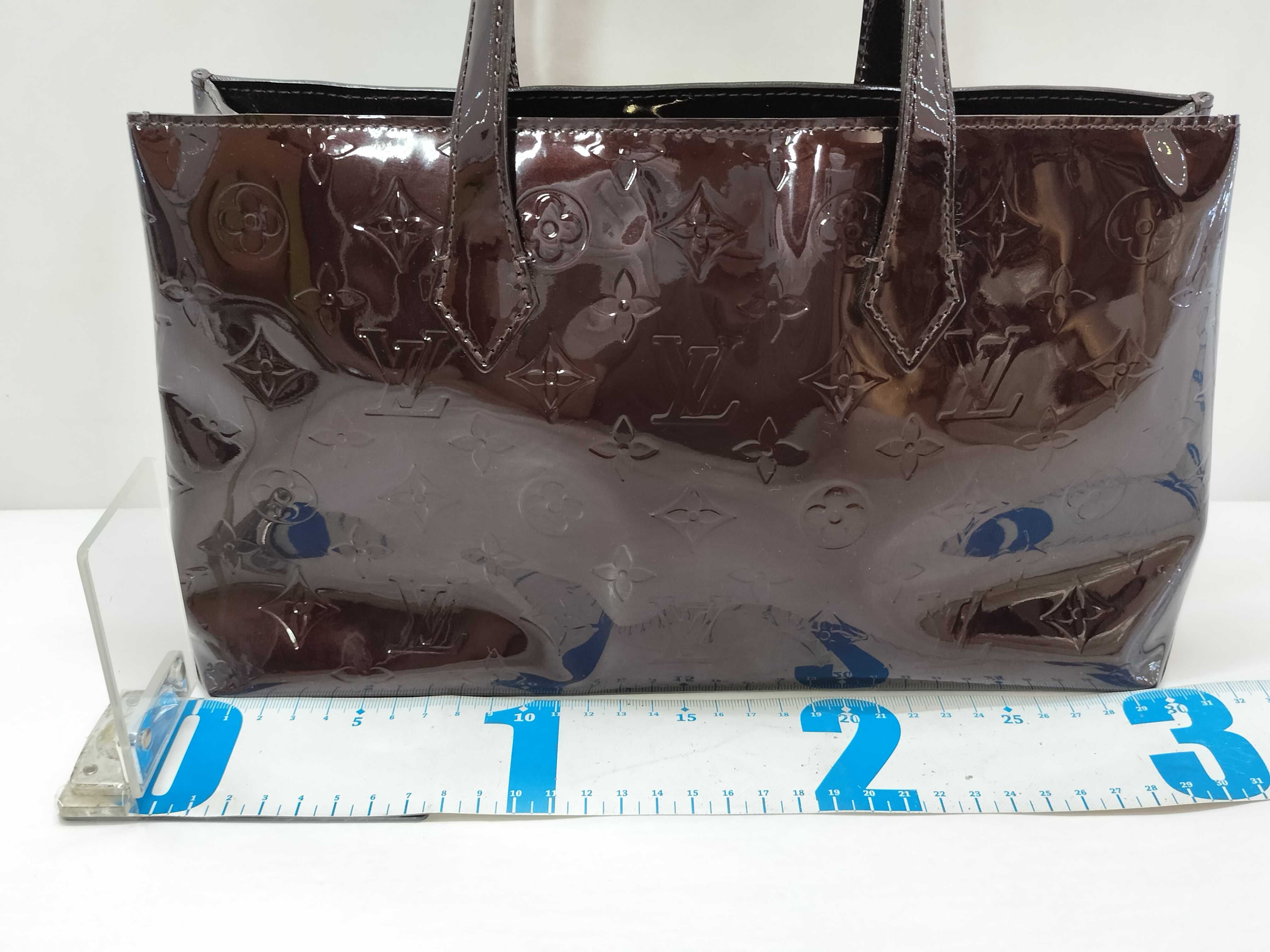 Vernis Louis Vuitton Wilshire PM M93641 Vernis Handbag — view 2