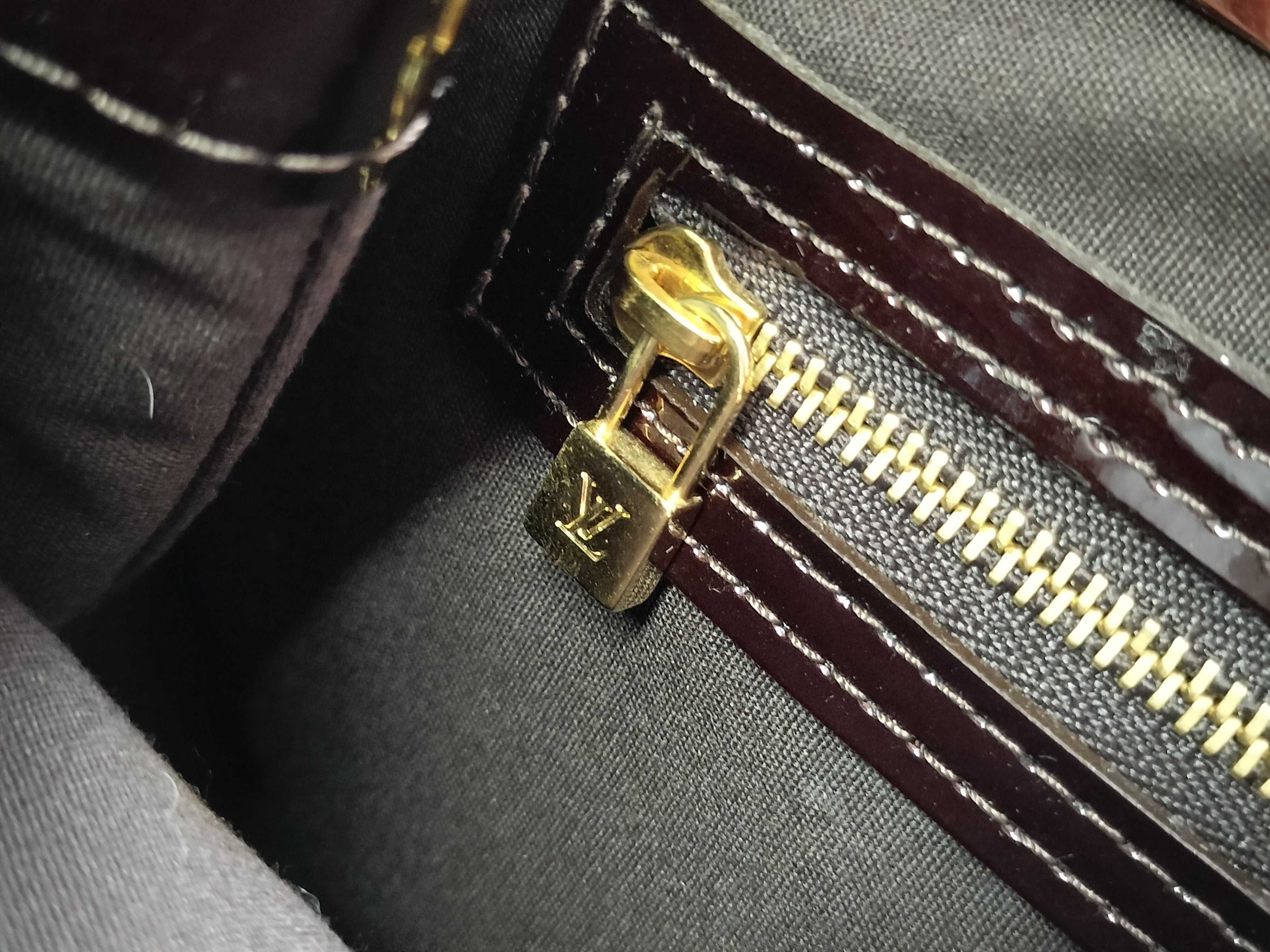 Vernis Louis Vuitton Wilshire PM M93641 Vernis Handbag — view 11