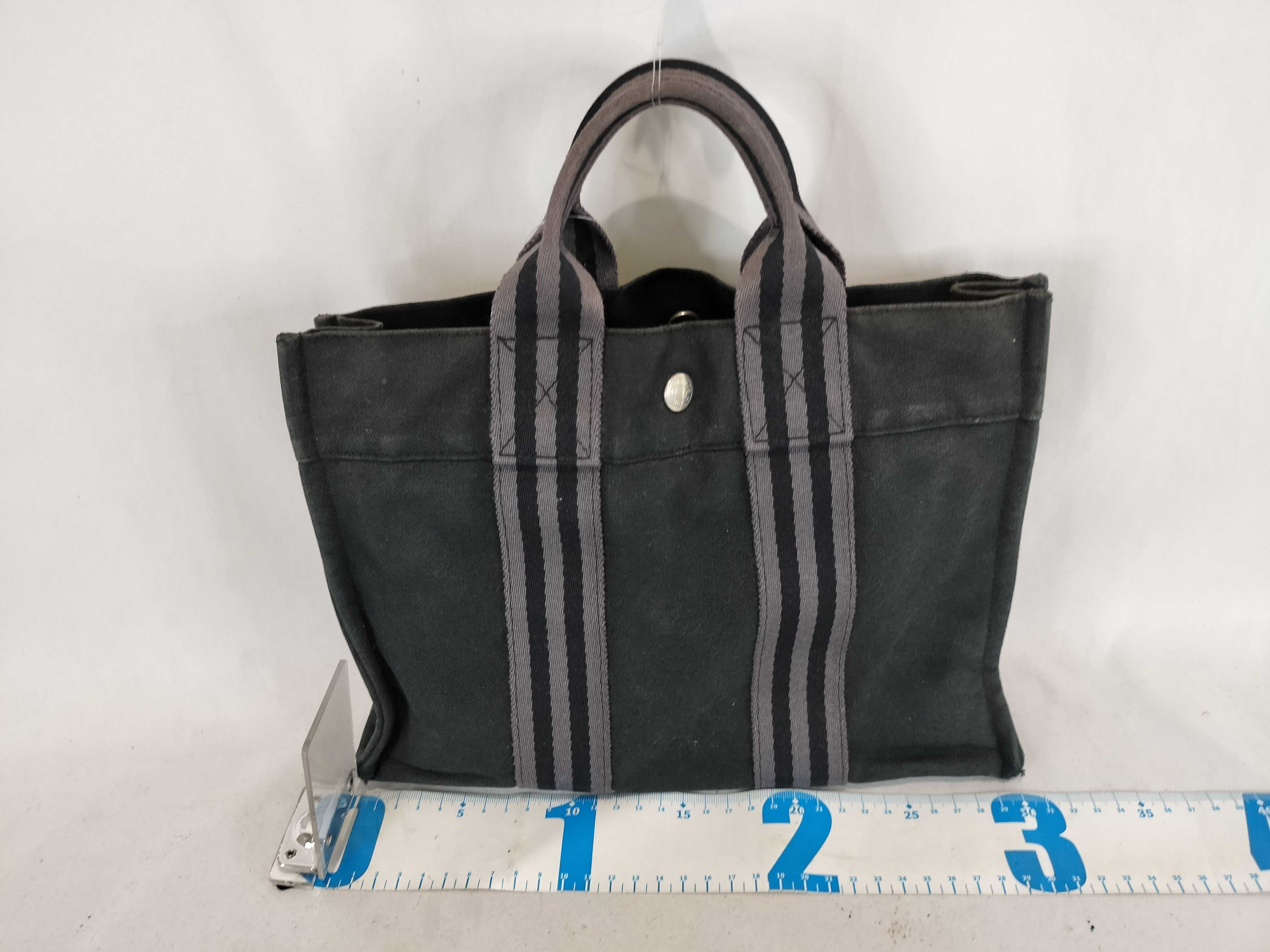 Fourre-Tout PM Tote Handbag — view 3