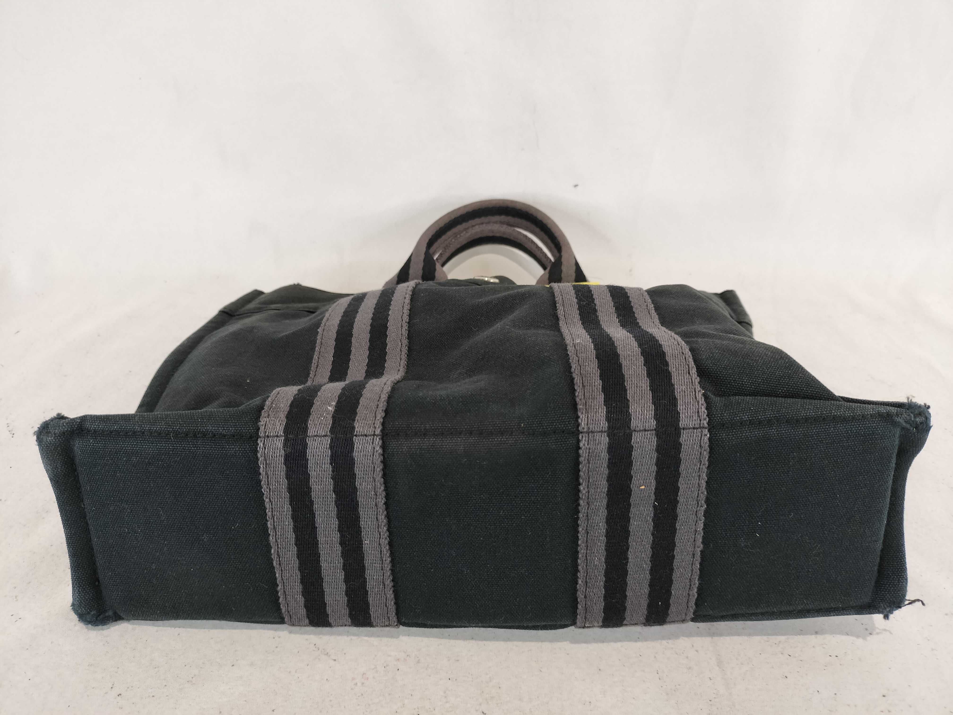Fourre-Tout PM Tote Handbag — view 8