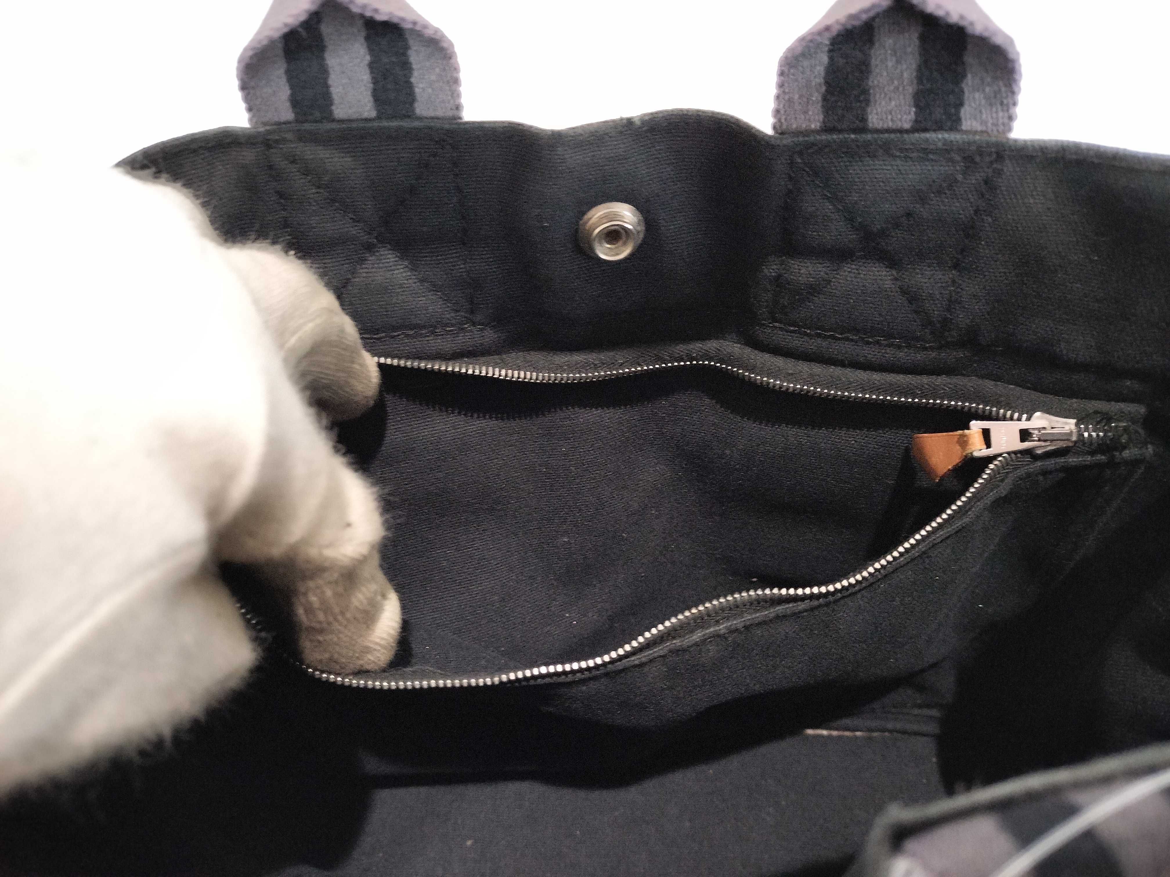 Fourre-Tout PM Tote Handbag — view 10