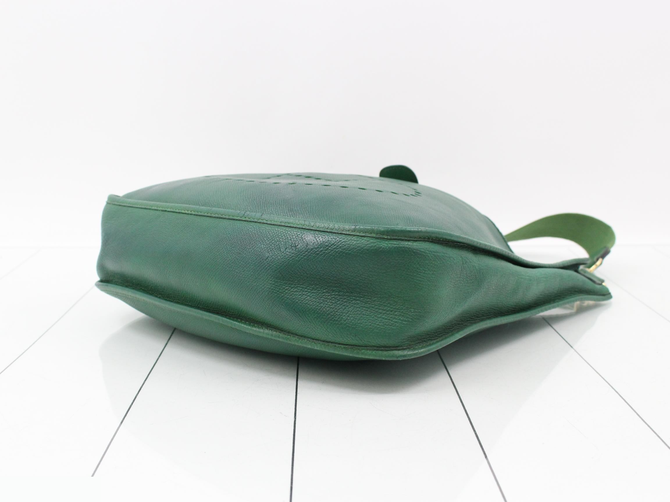 Evelyn 1, size 33, GM, W stamp, Courchevel leather, green, gold hardware. — view 6