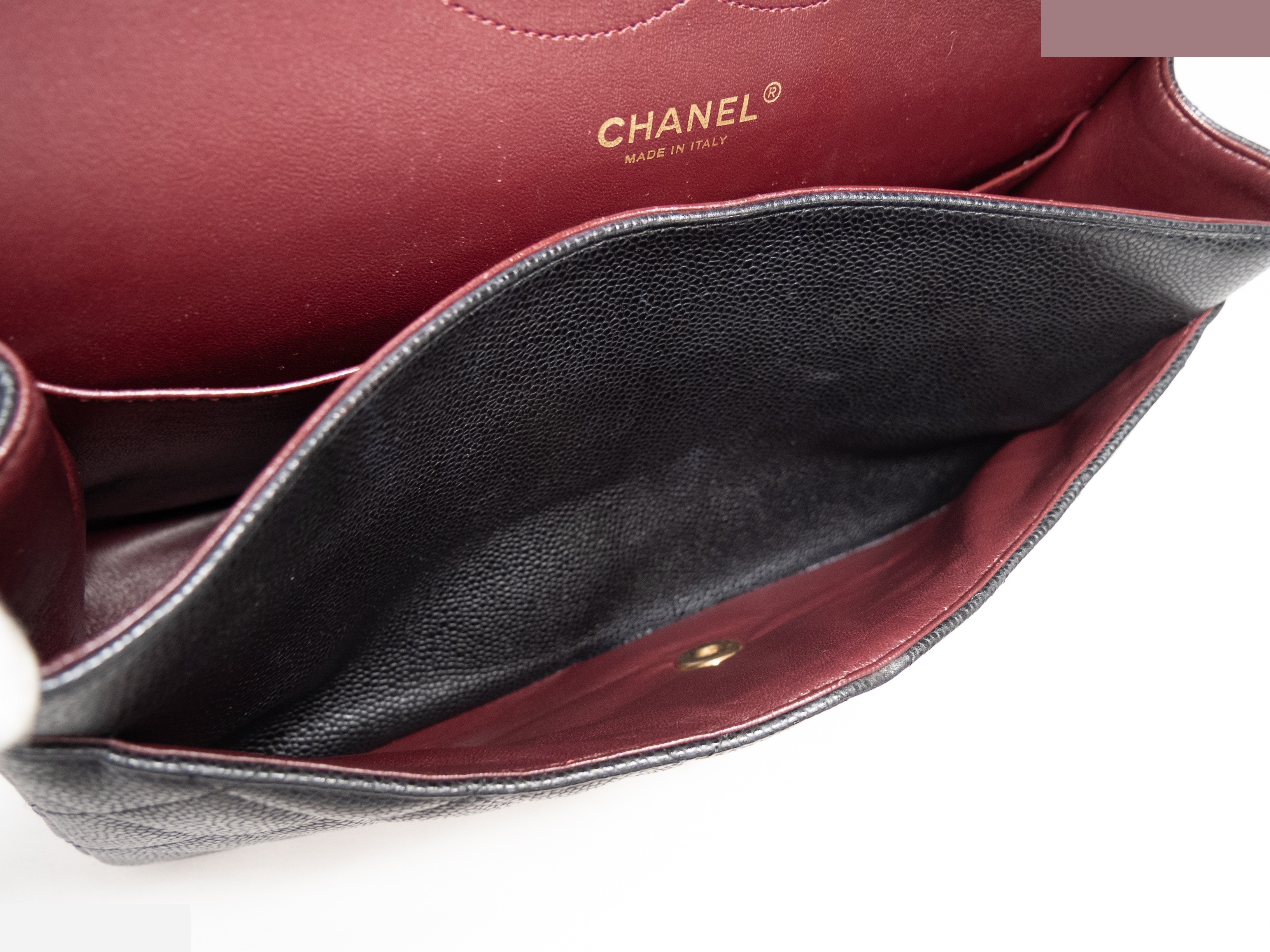 Large Matelassé bag, seal, double flap, double chain, caviar leather. — view 11