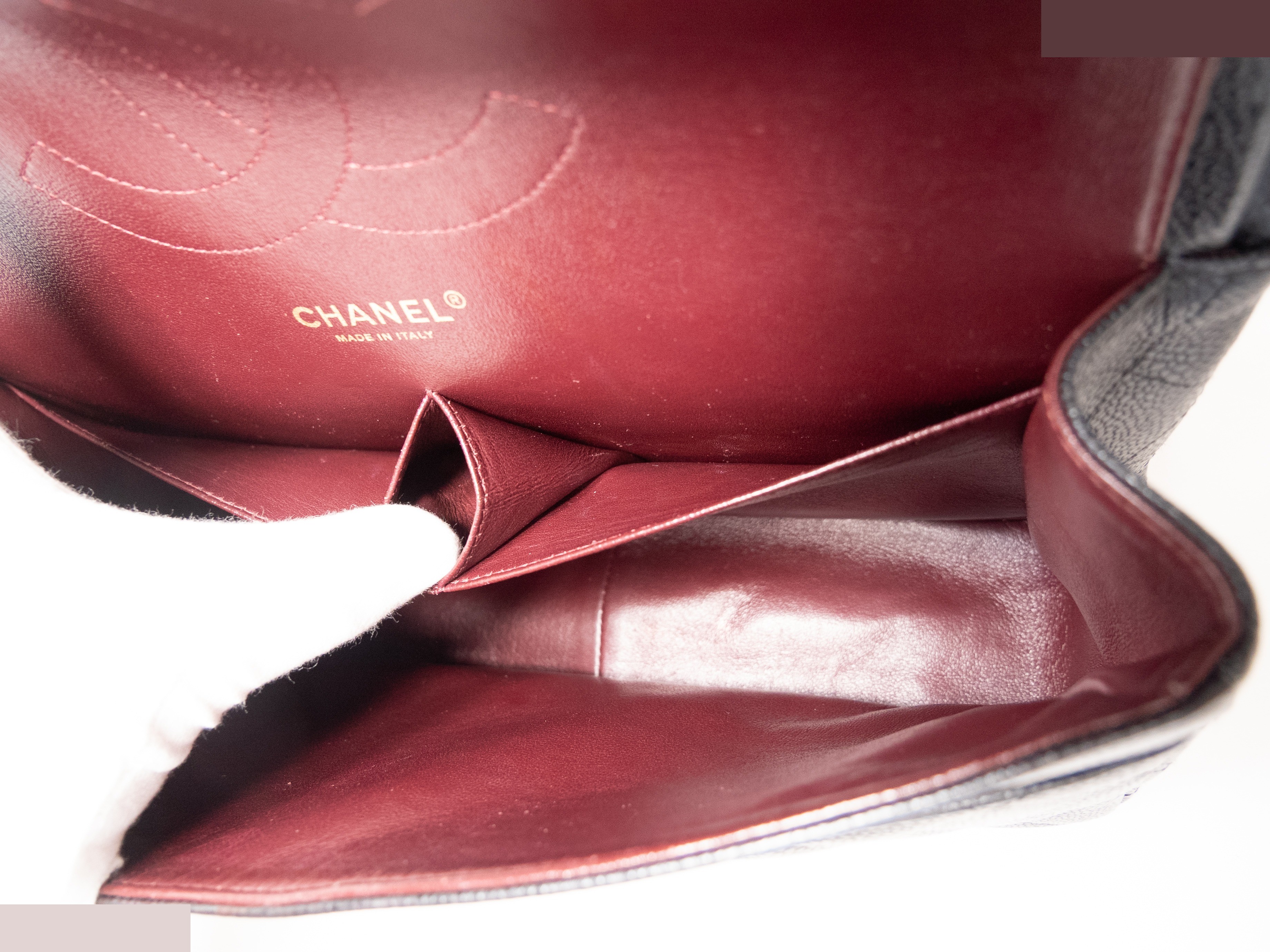 Large Matelassé bag, seal, double flap, double chain, caviar leather. — view 10