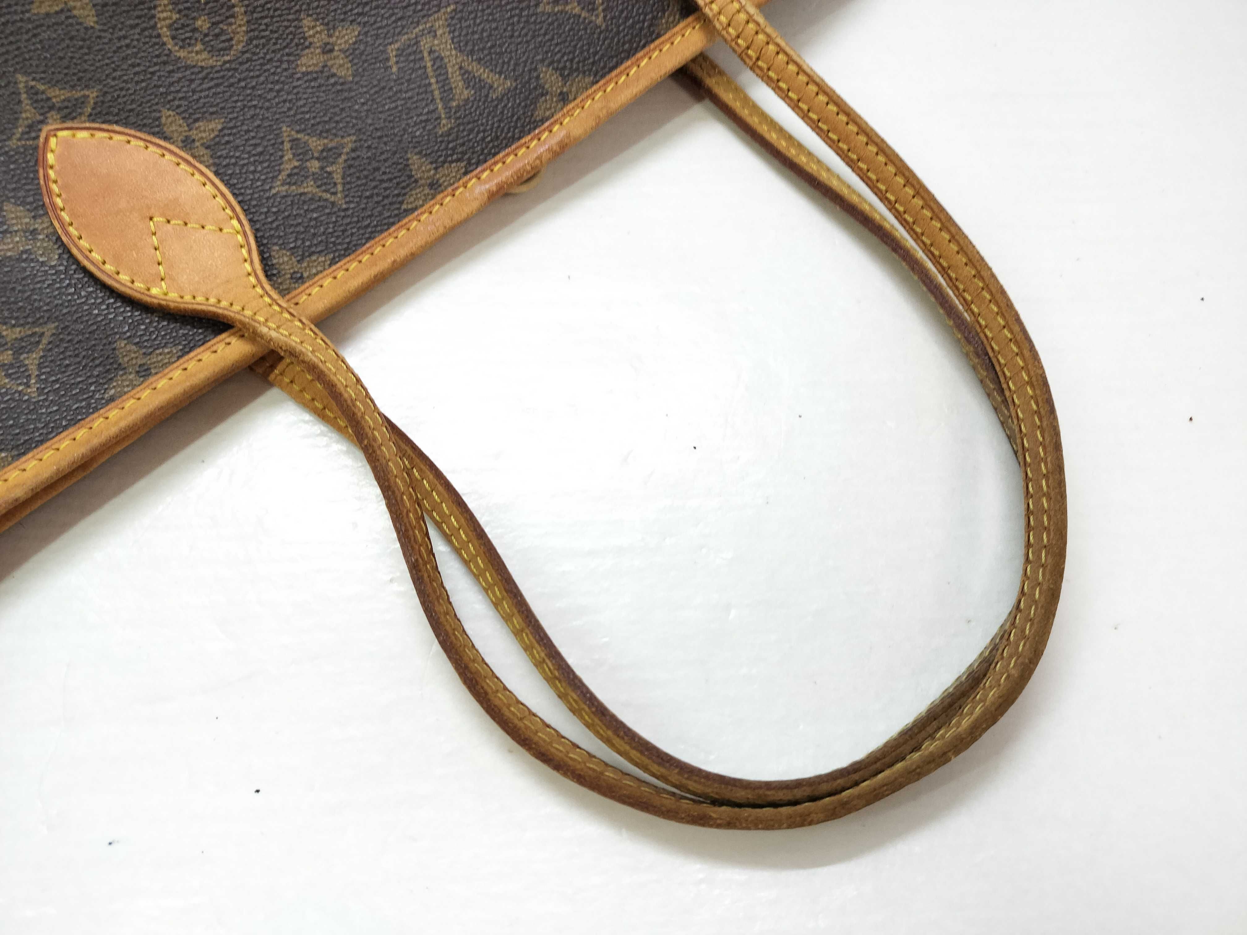 Monogram LV Monogram Neverfull Handbag Tote Bag — view 3