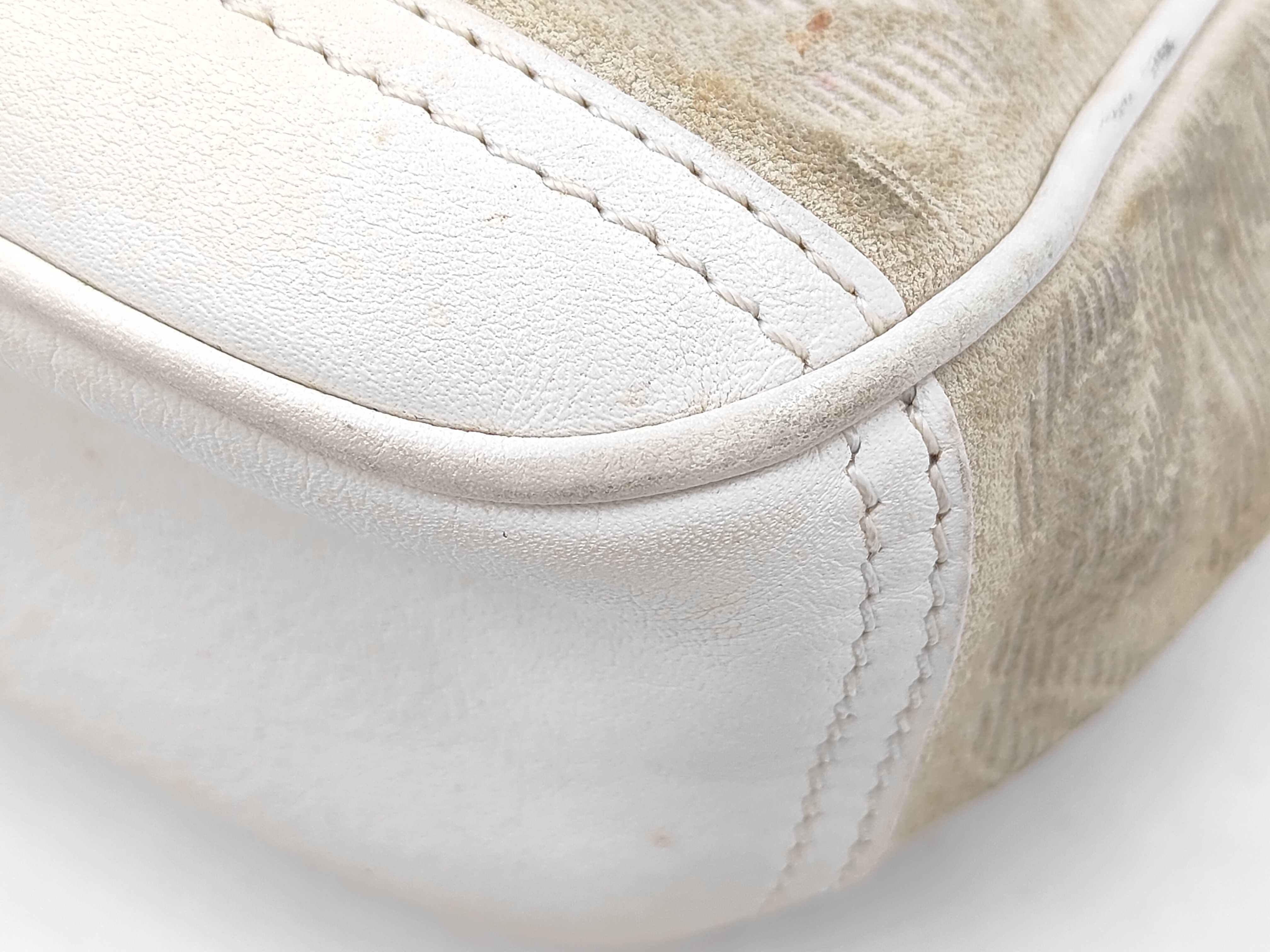 Anagram White Shoulder Bag — view 3
