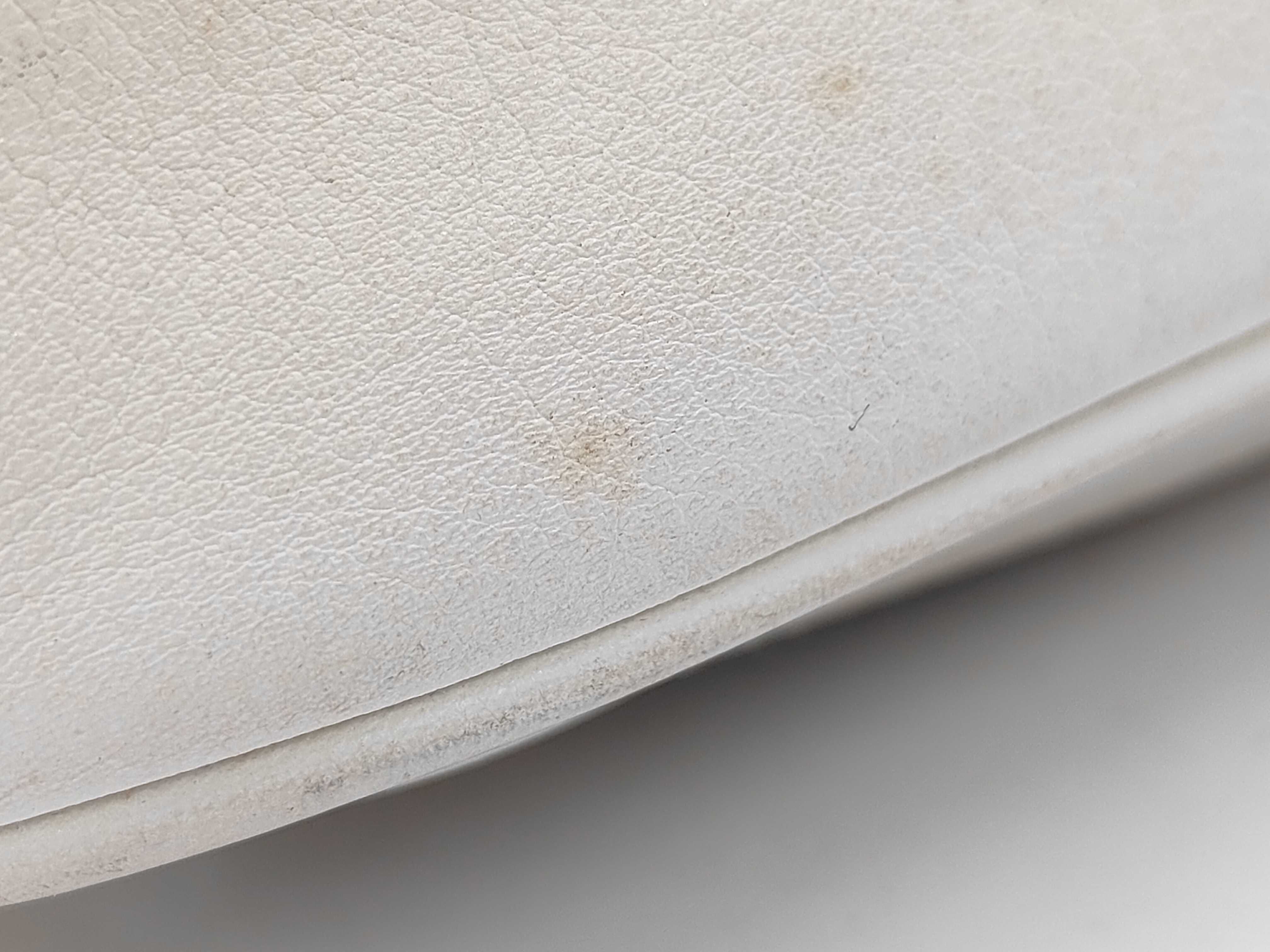 Anagram White Shoulder Bag — view 5