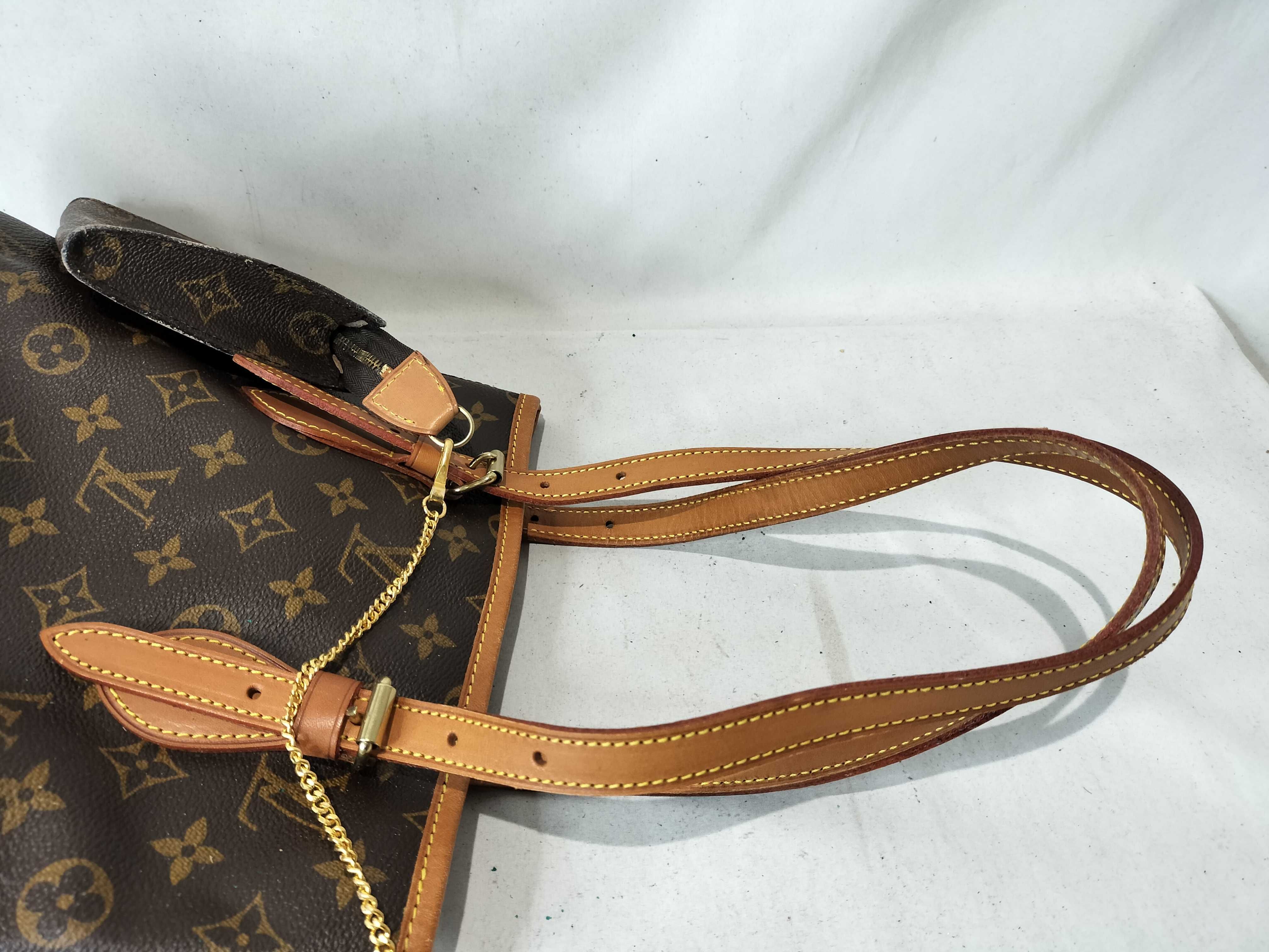 Monogram M42238 Monogram Bucket PM Handbag — view 3