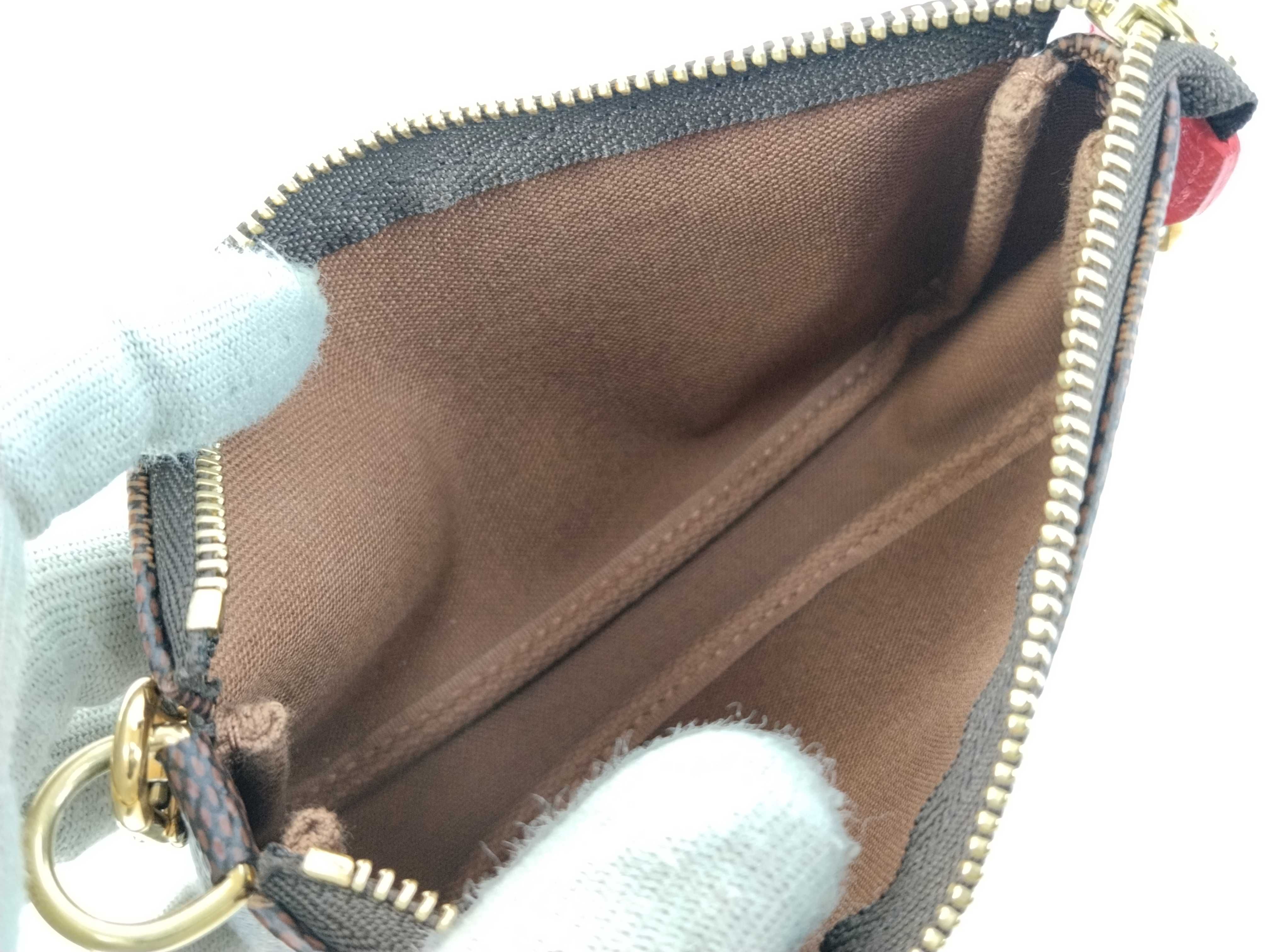 Damier Mini Pochette Accessoires N41677 Pouch — view 11