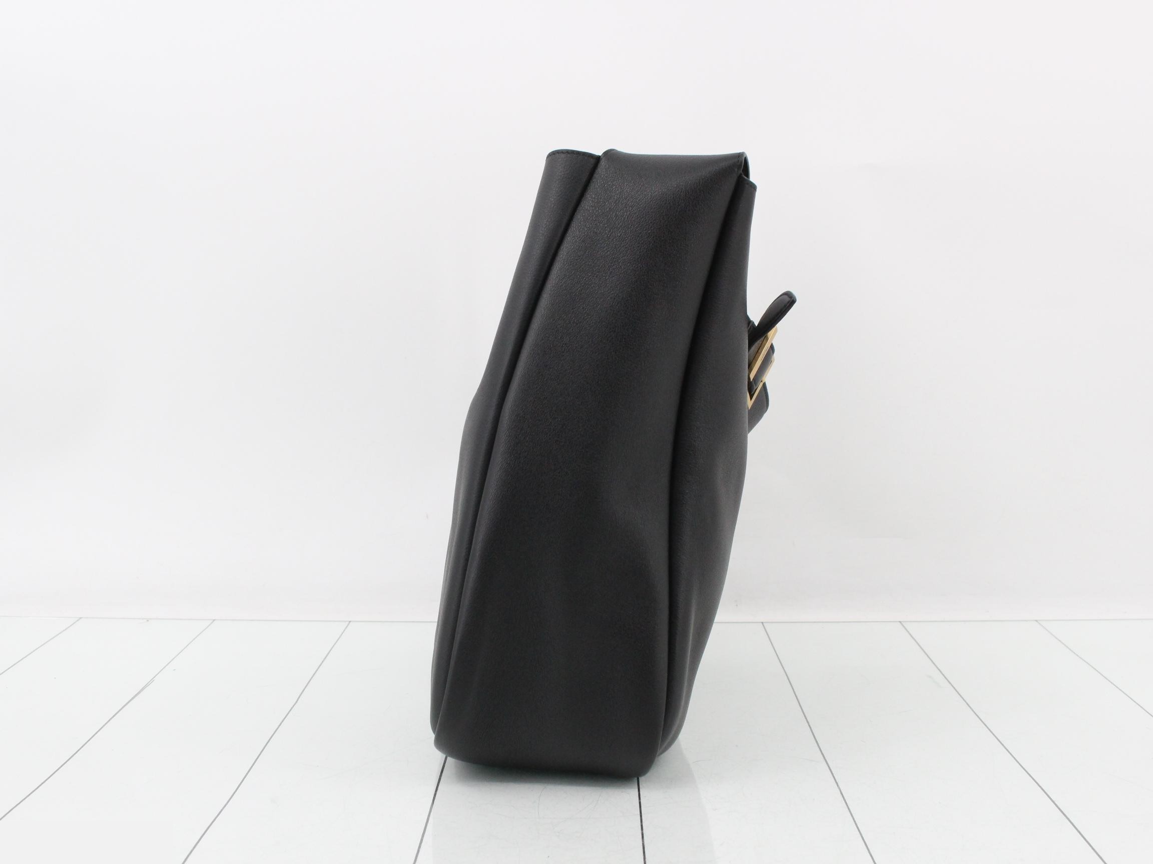 Hobo Large Leather One-Shoulder Bag — view 4