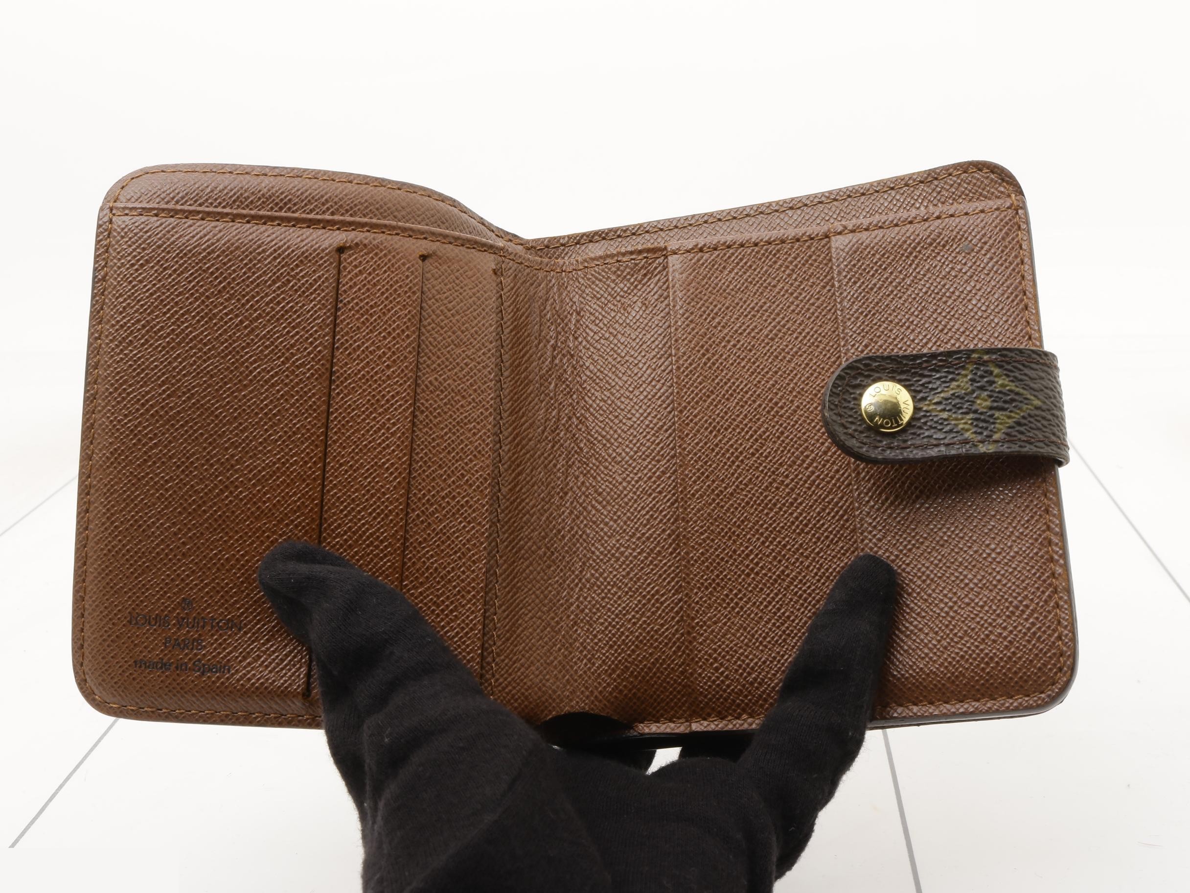 Monogram M61667 Compact Zip — view 4